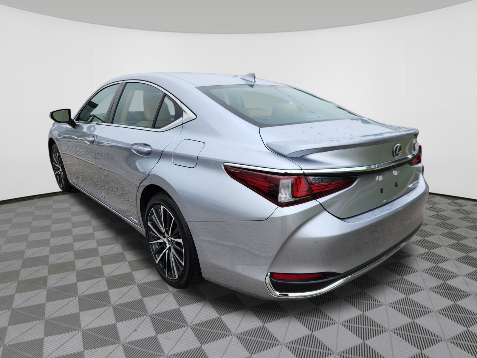 2022 Lexus ES ES 300h