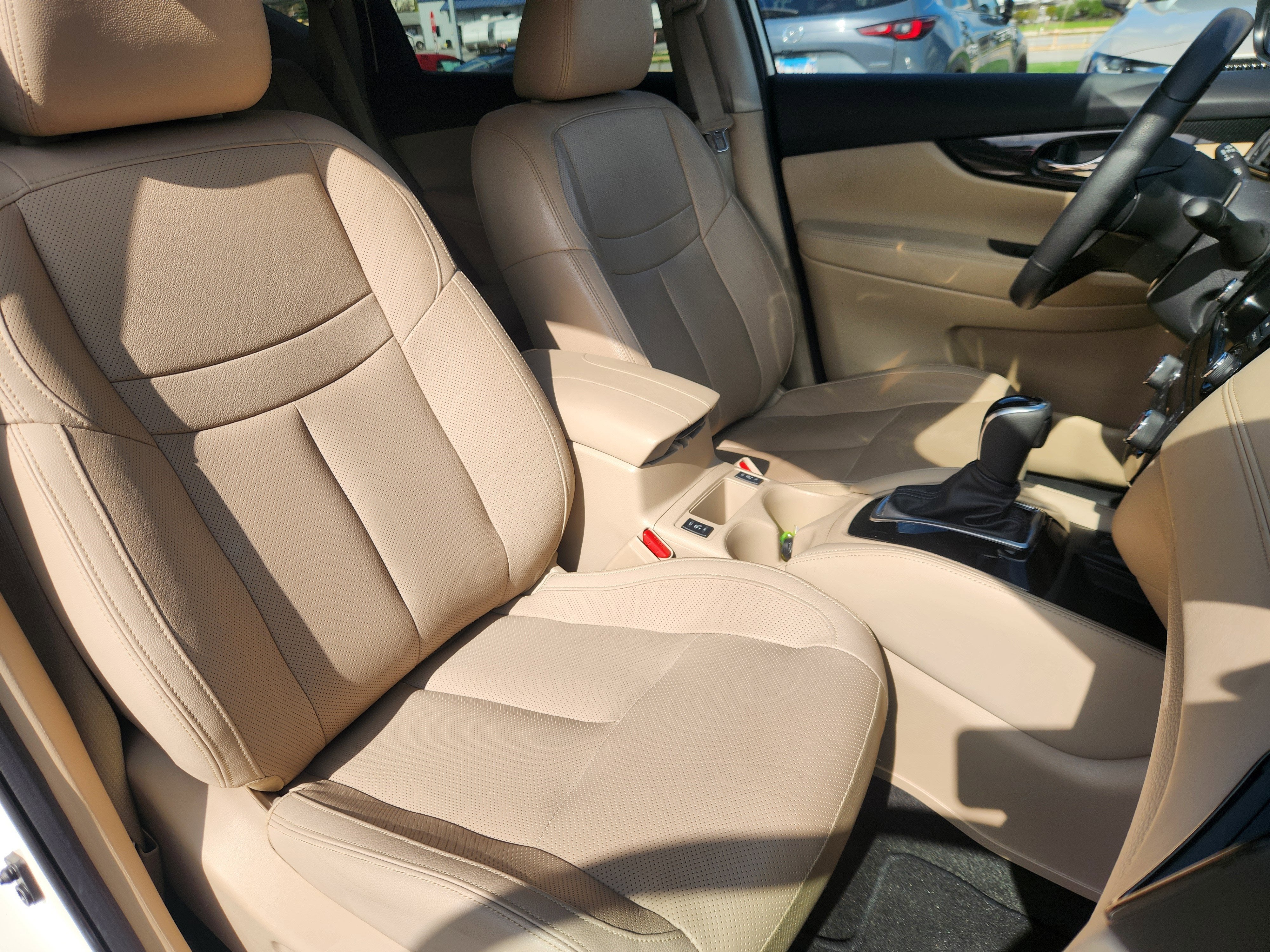 2020 Nissan Rogue SL