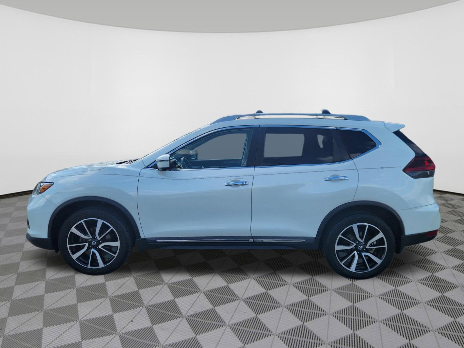 2020 Nissan Rogue SL