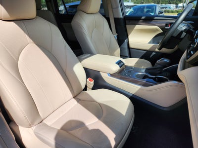 2023 Toyota Highlander Hybrid Limited