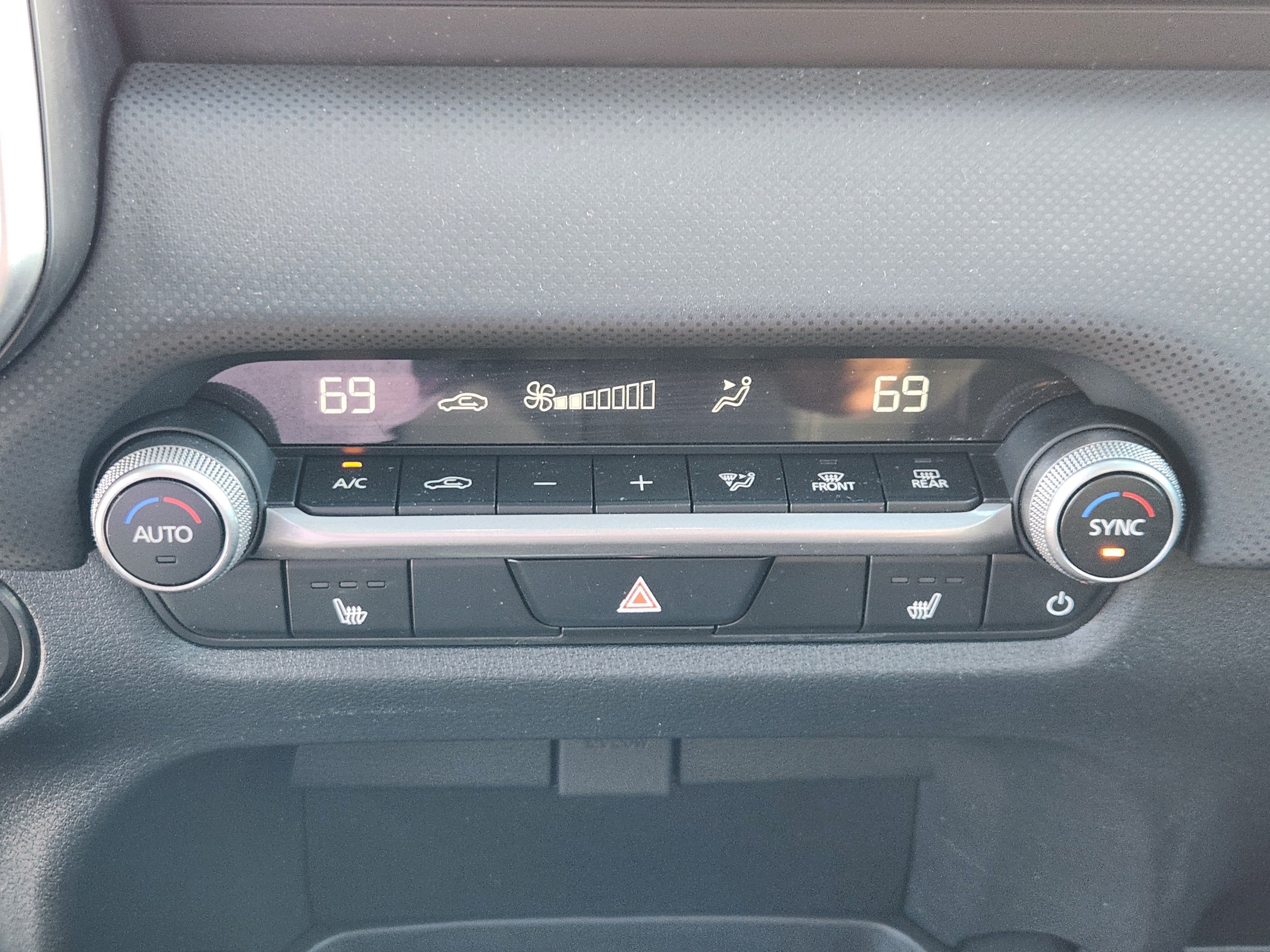 2024 Mazda Mazda CX-50 2.5 S Preferred Package