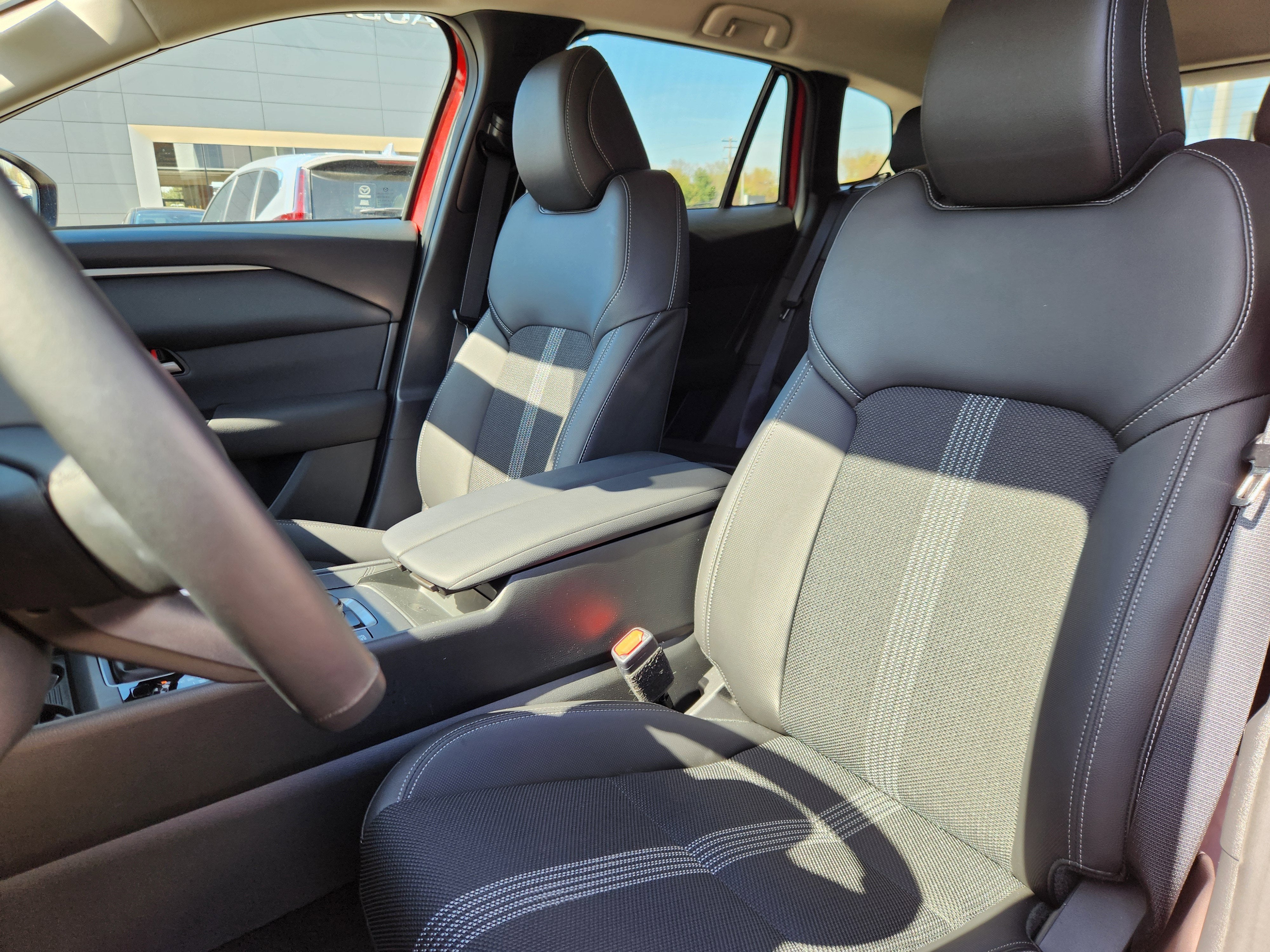 2025 Mazda Mazda CX-50 2.5 S Preferred Package