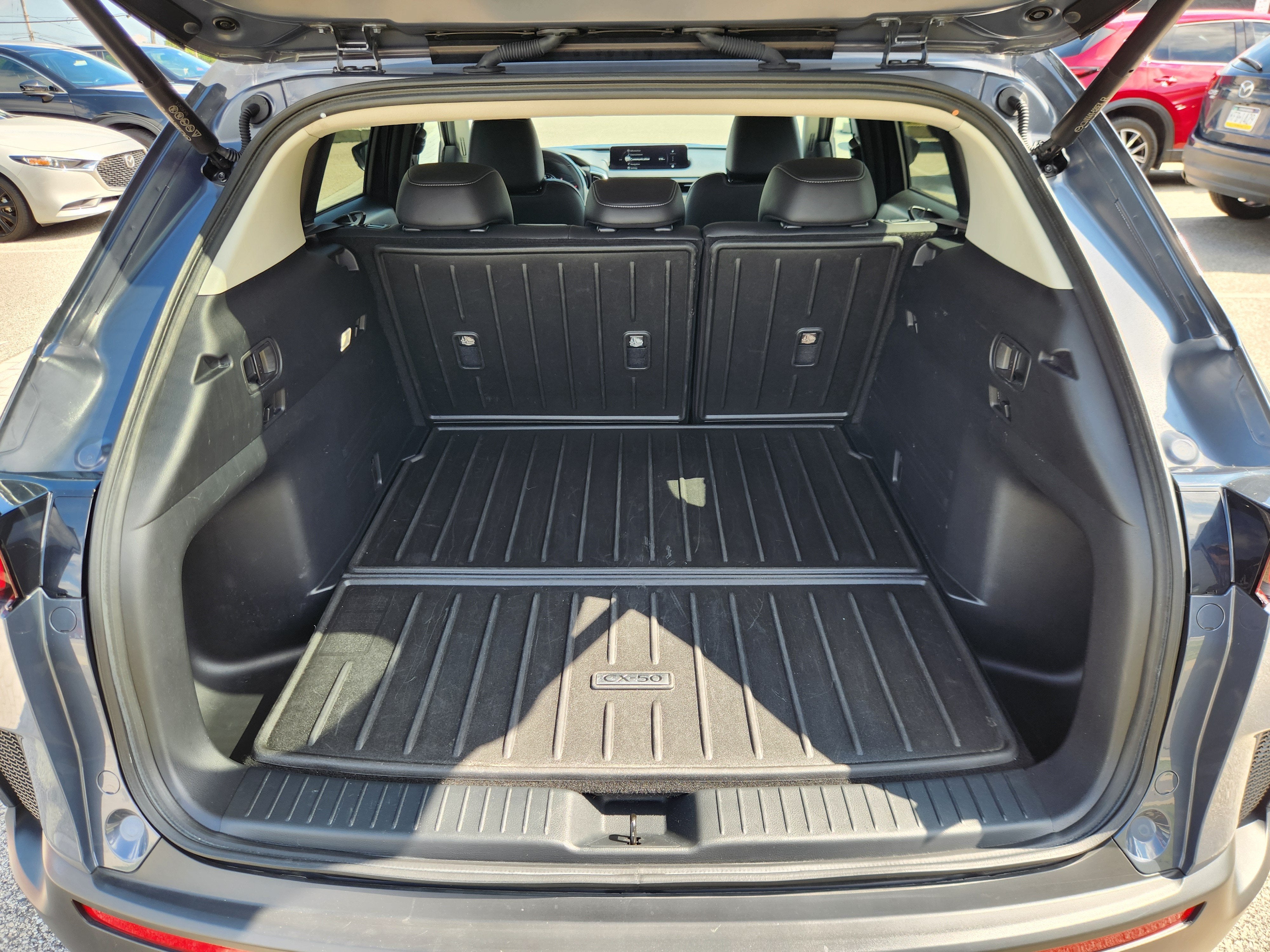 2025 Mazda Mazda CX-50 2.5 S Preferred Package