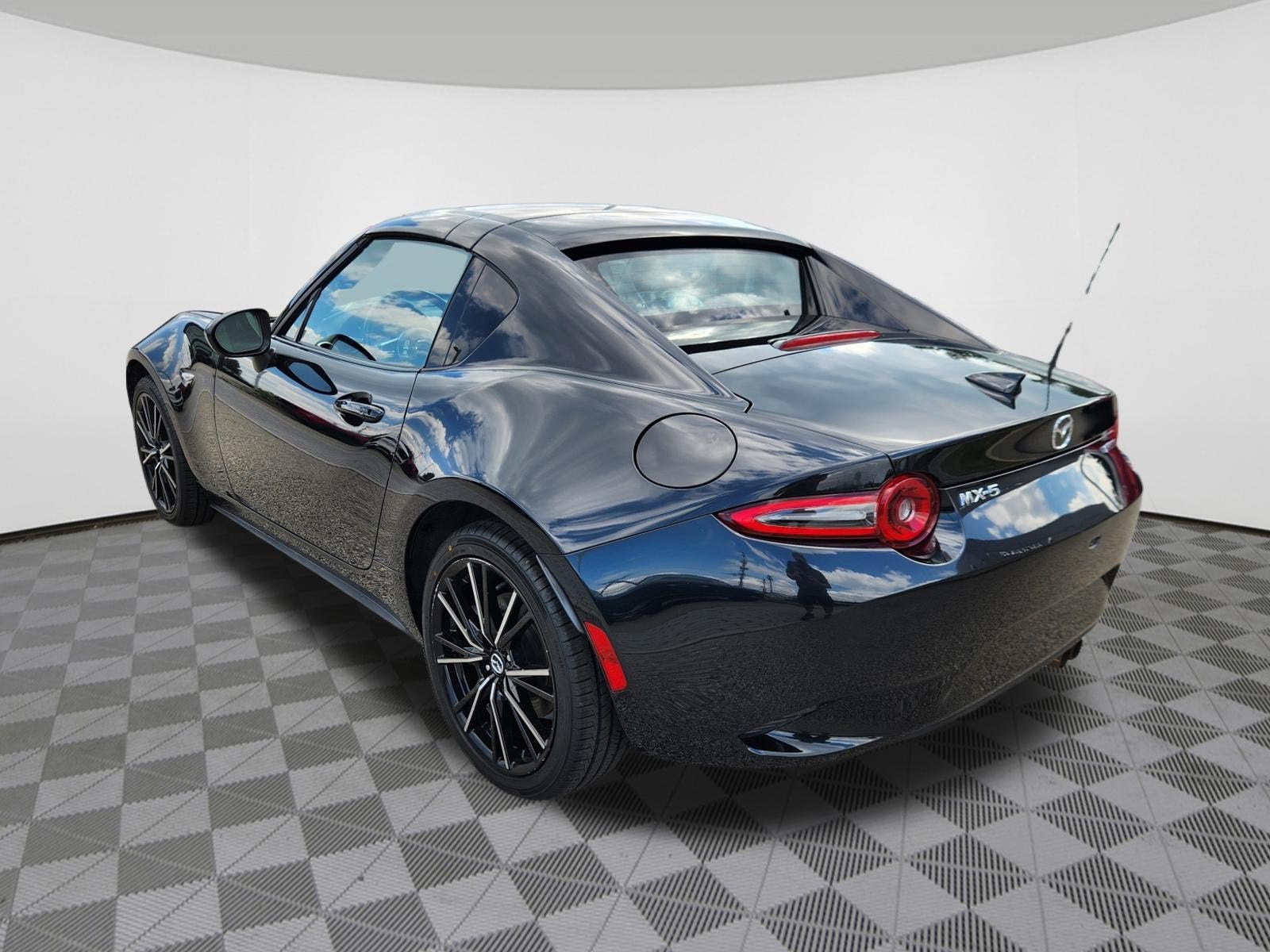 2025 Mazda Mazda MX-5 Miata RF Grand Touring