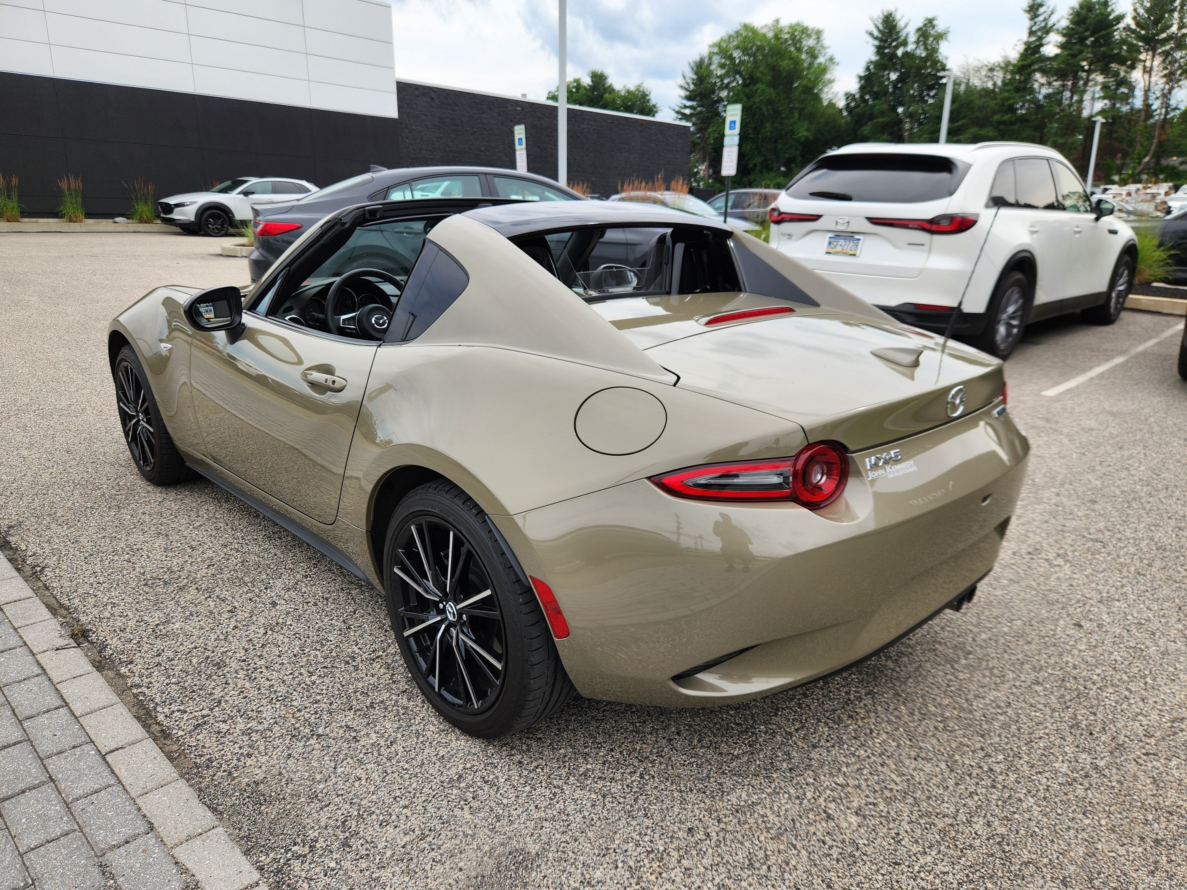 2024 Mazda Mazda MX-5 Miata RF Grand Touring