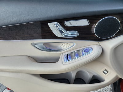 2021 Mercedes-Benz GLC GLC 300