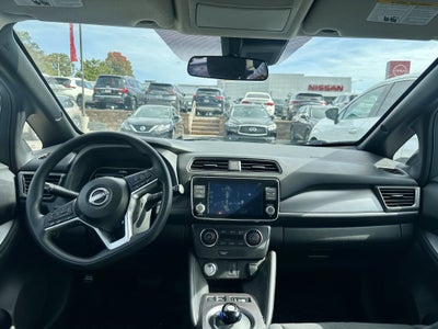 2025 Nissan LEAF S