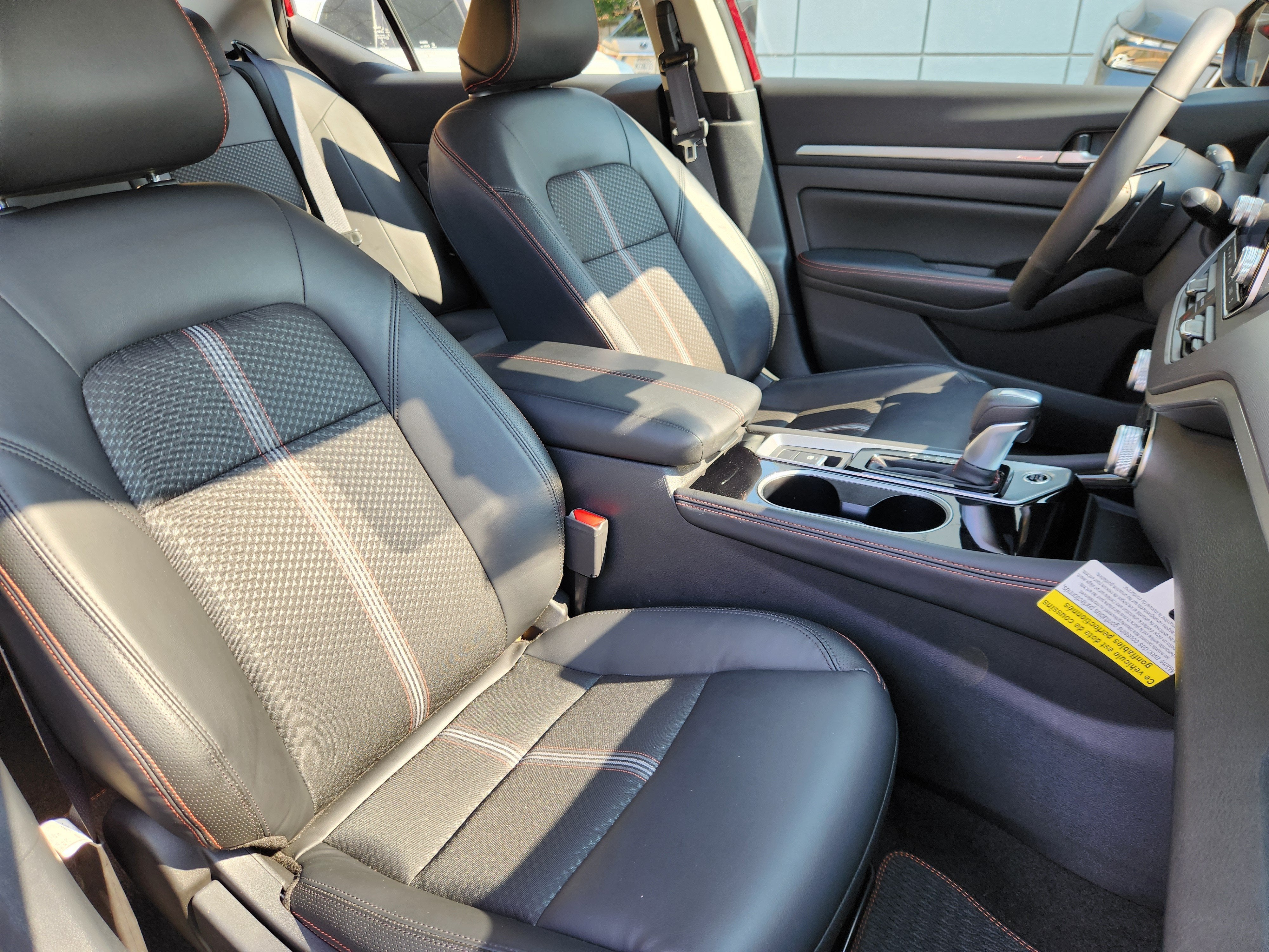 2025 Nissan Altima SR