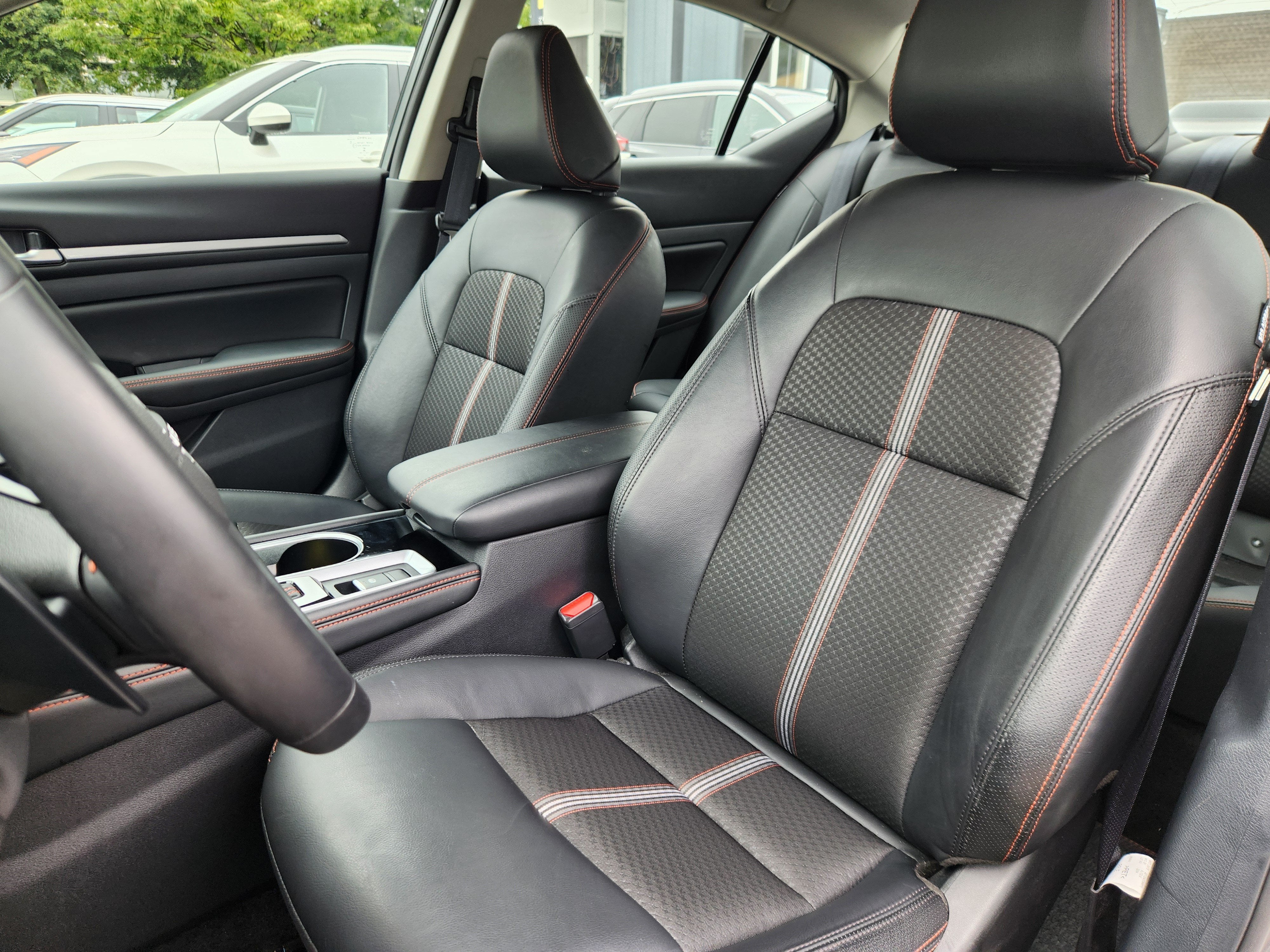 2025 Nissan Altima SR