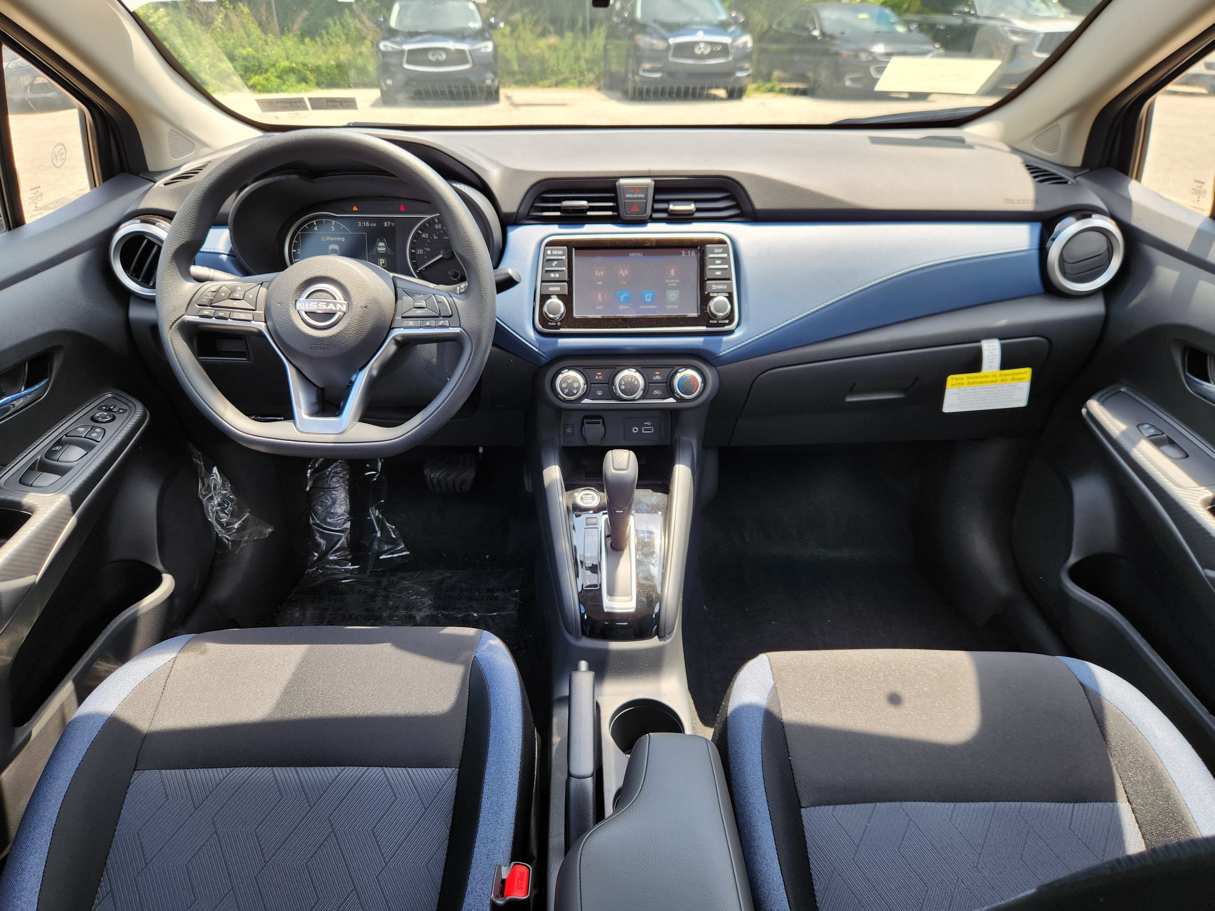 2025 Nissan Versa SV