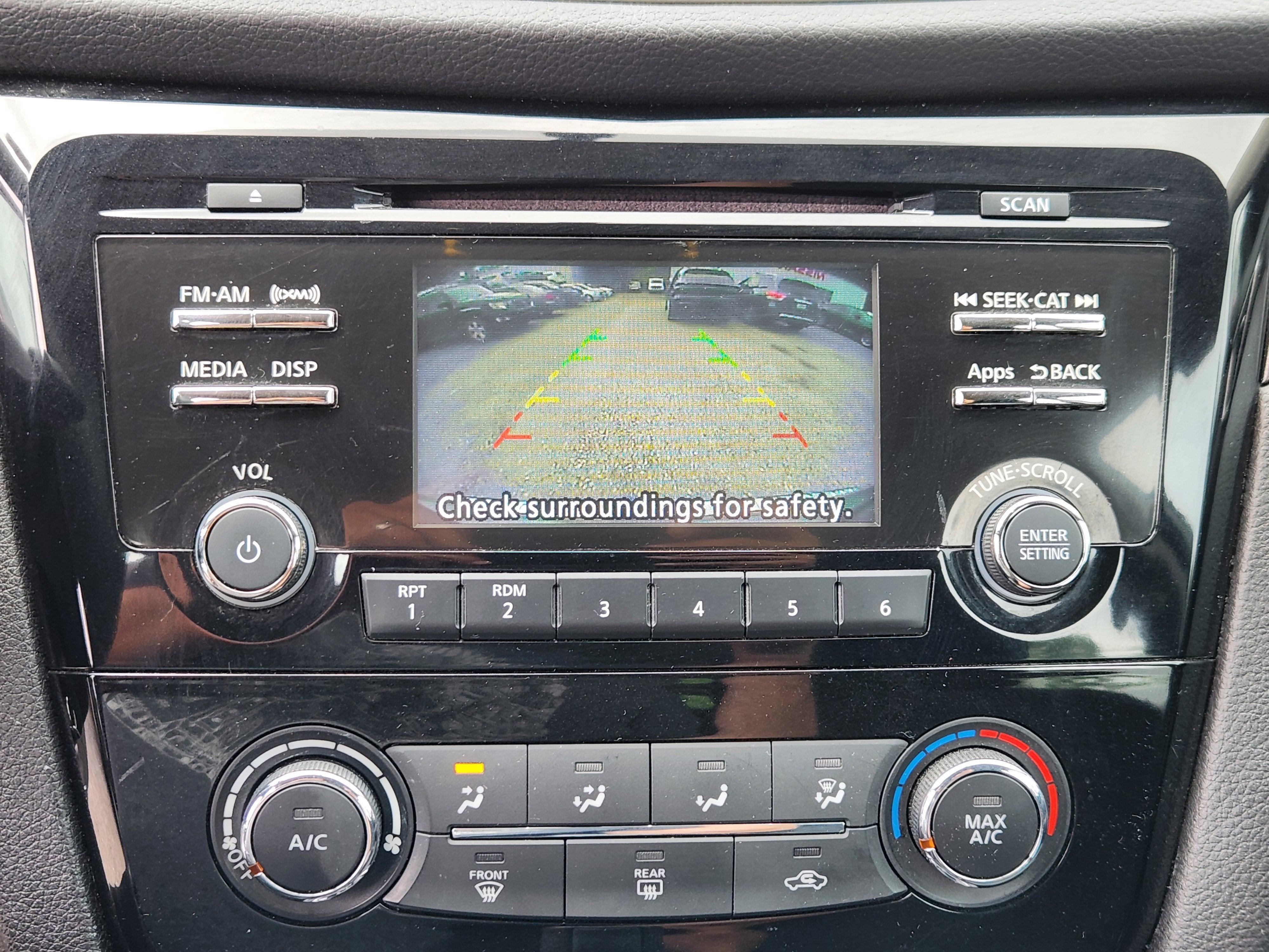 2016 Nissan Rogue S