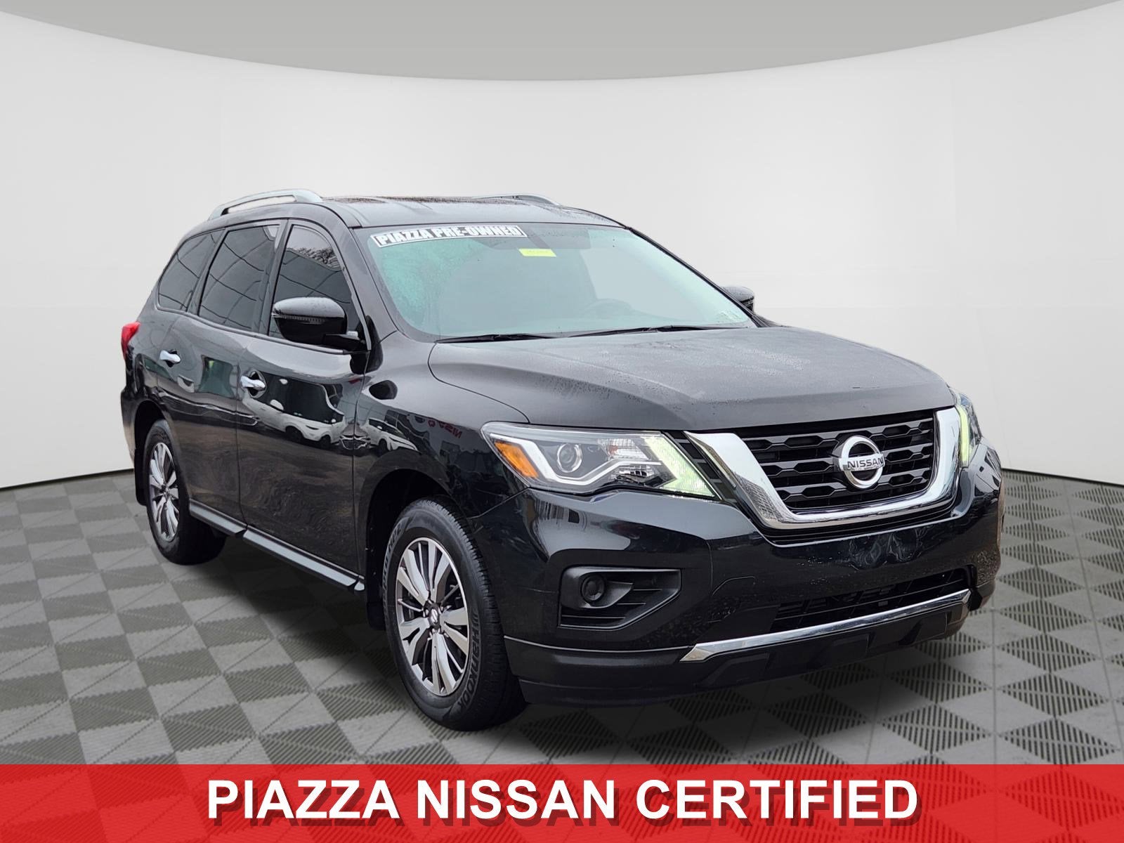 2019 Nissan Pathfinder S