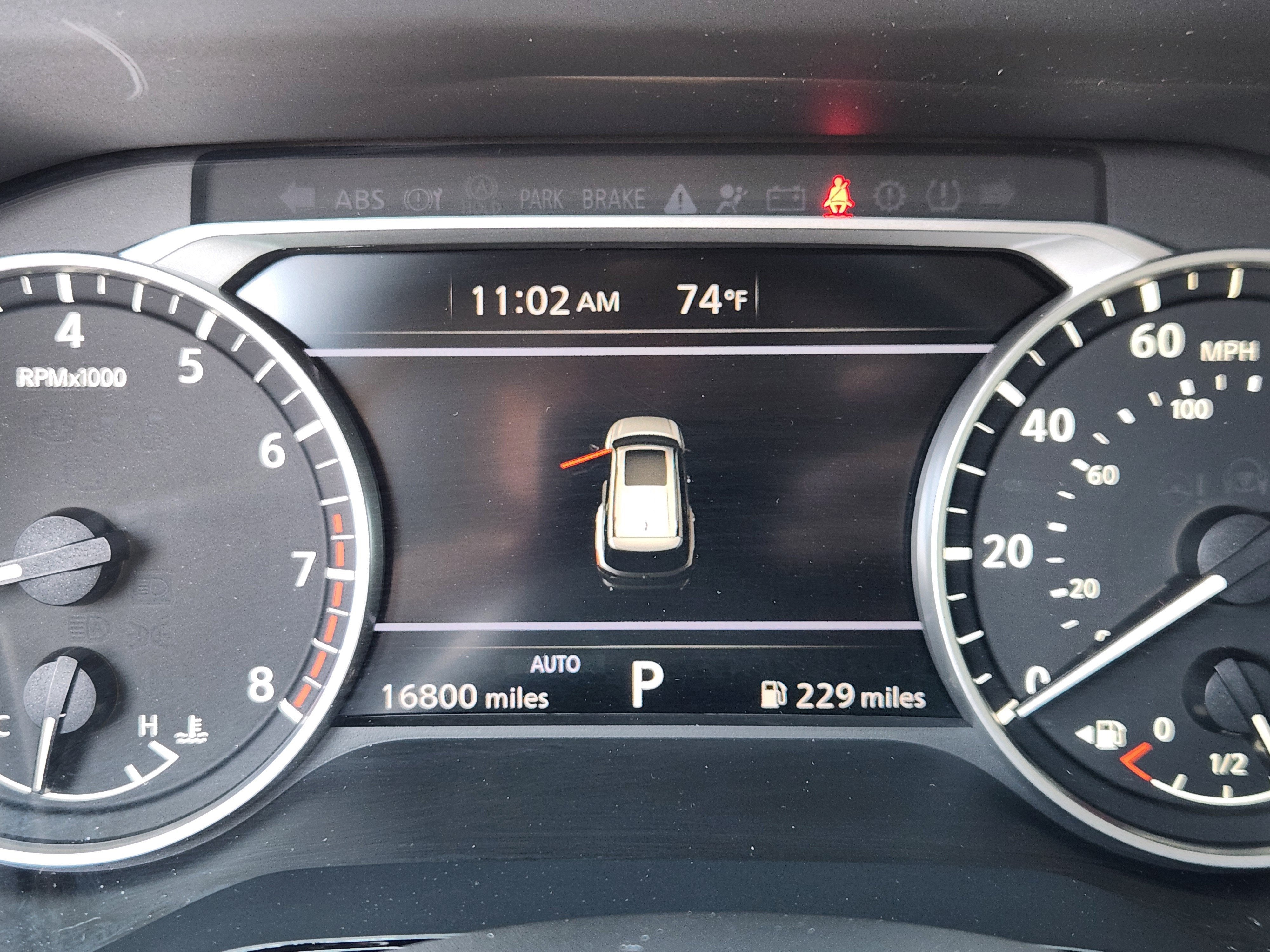 2022 Nissan Pathfinder SV