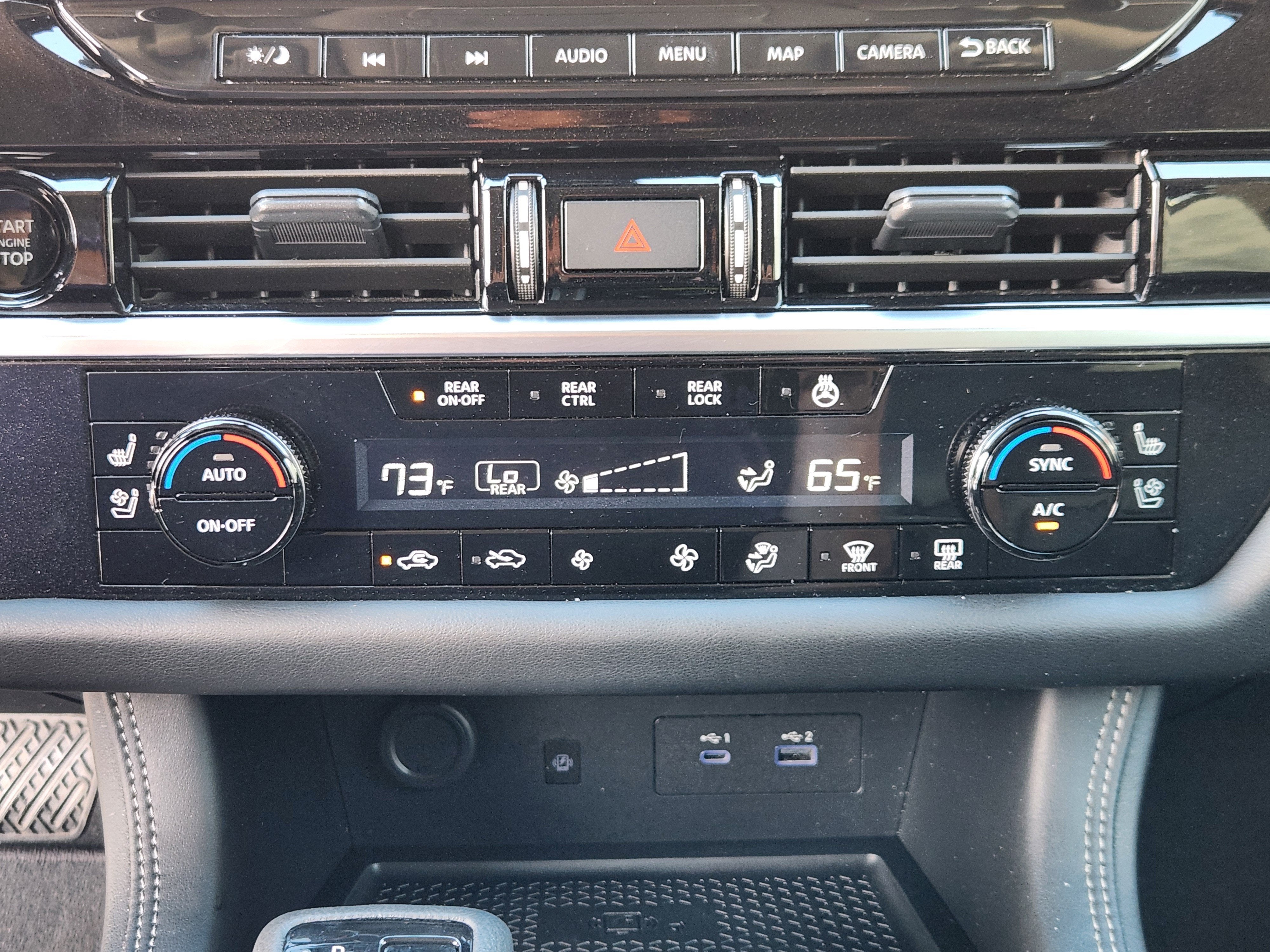 2025 Nissan Pathfinder Platinum