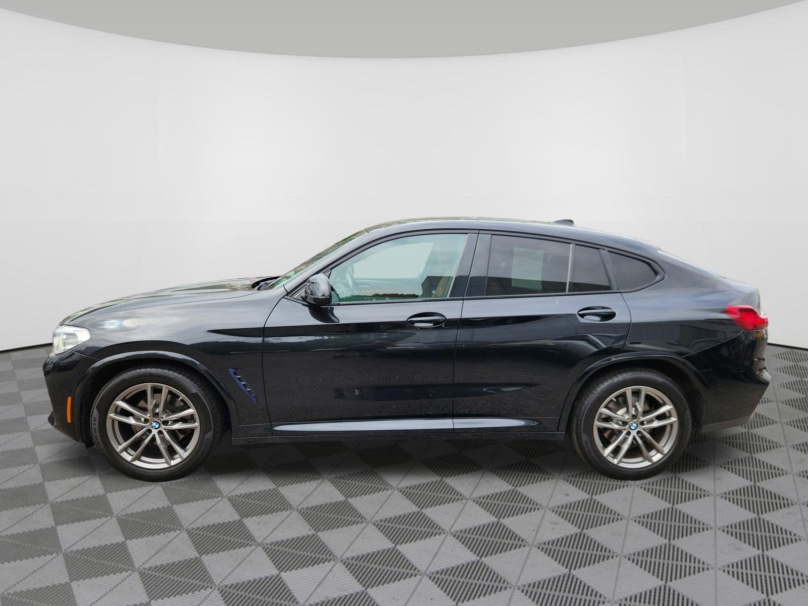2021 BMW X4 xDrive30i