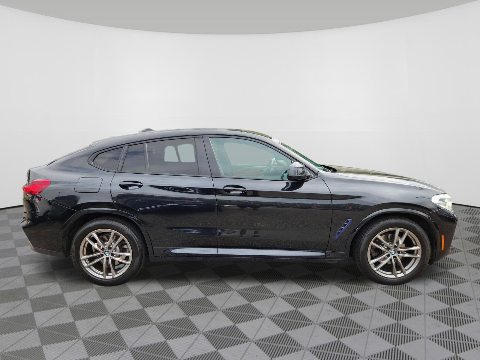 2021 BMW X4 xDrive30i