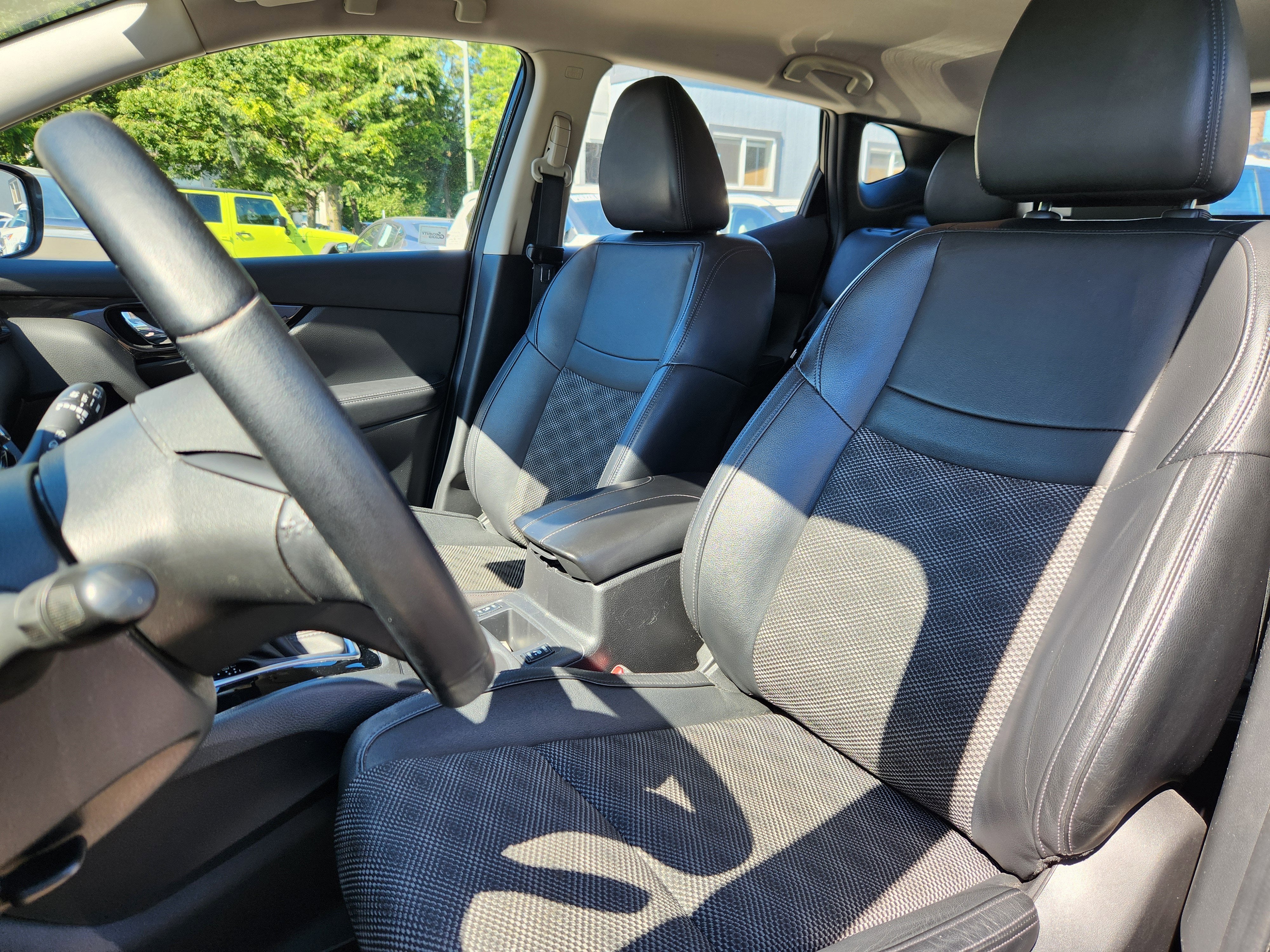 2021 Nissan Rogue Sport SV