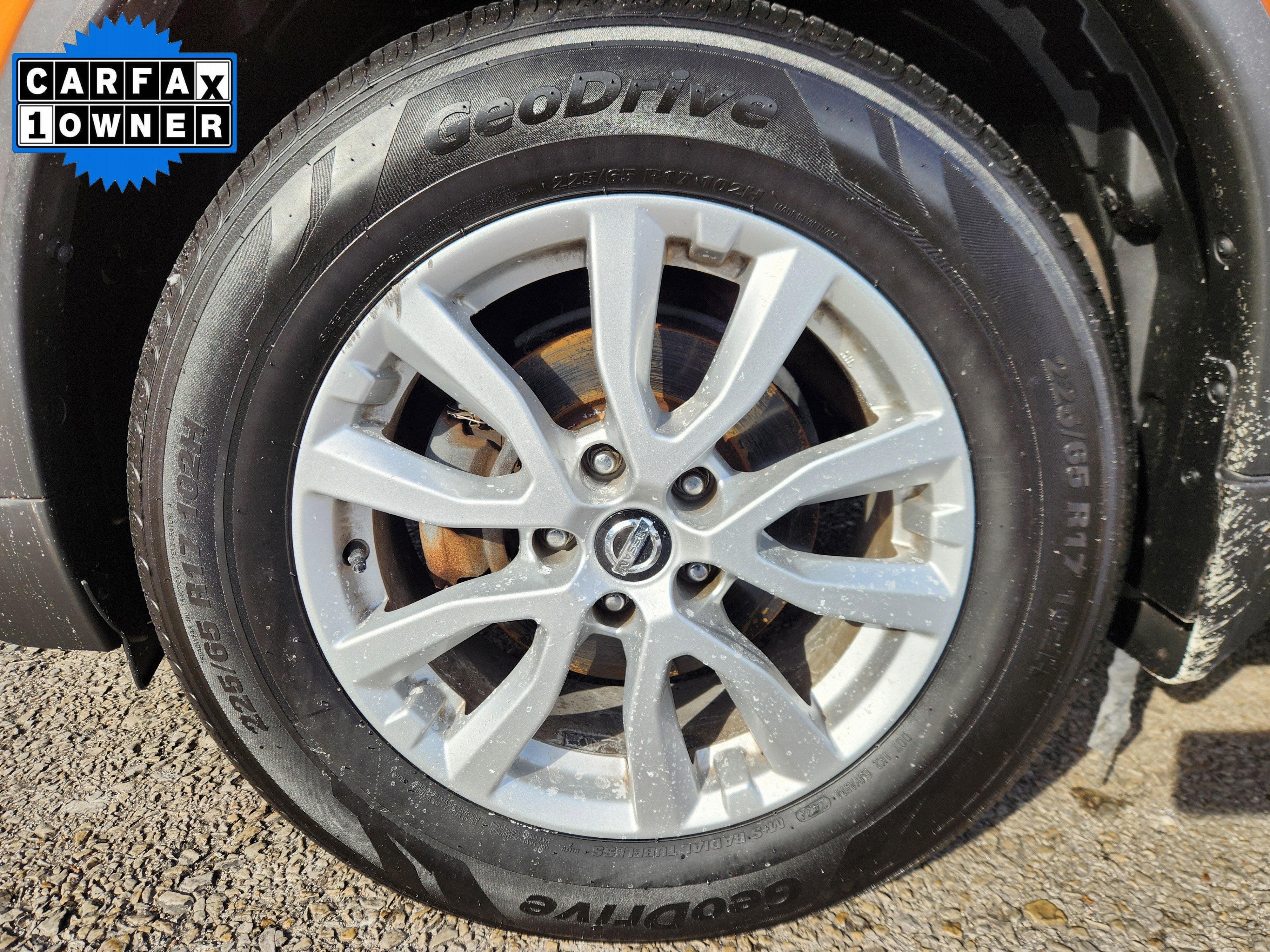 2017 Nissan Rogue SV