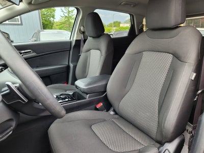 2024 Kia Sportage Hybrid LX