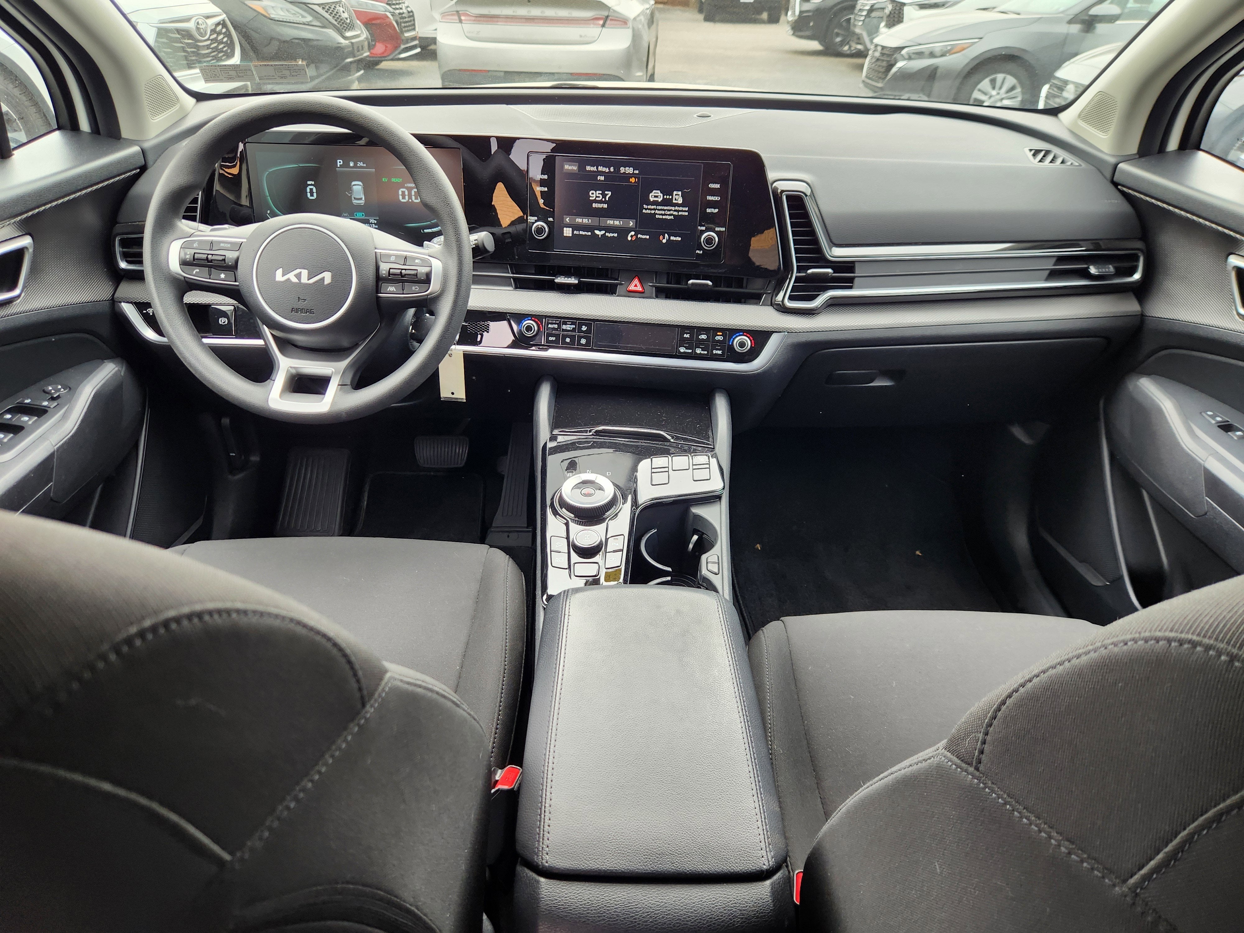 2024 Kia Sportage Hybrid LX
