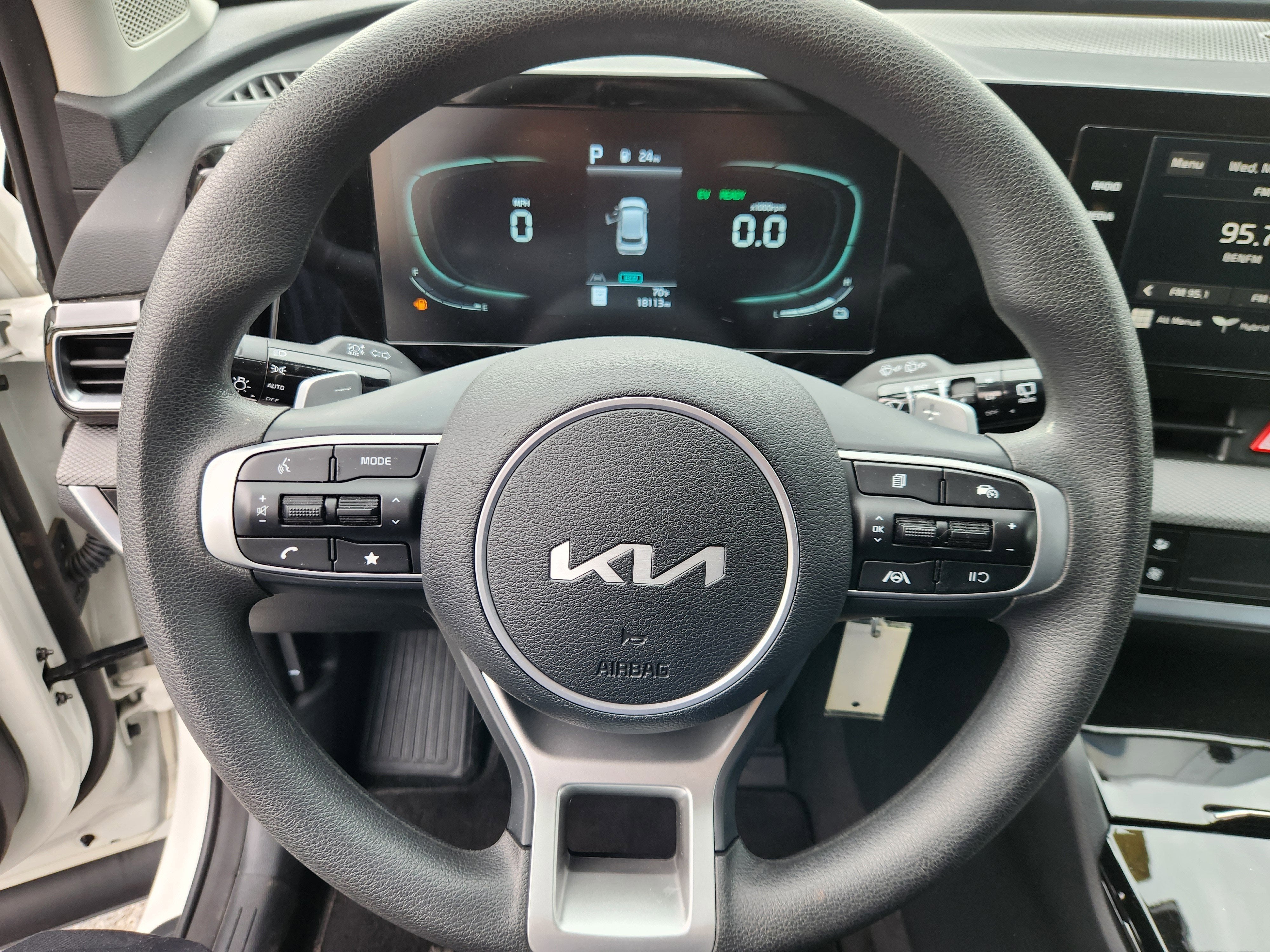 2024 Kia Sportage Hybrid LX