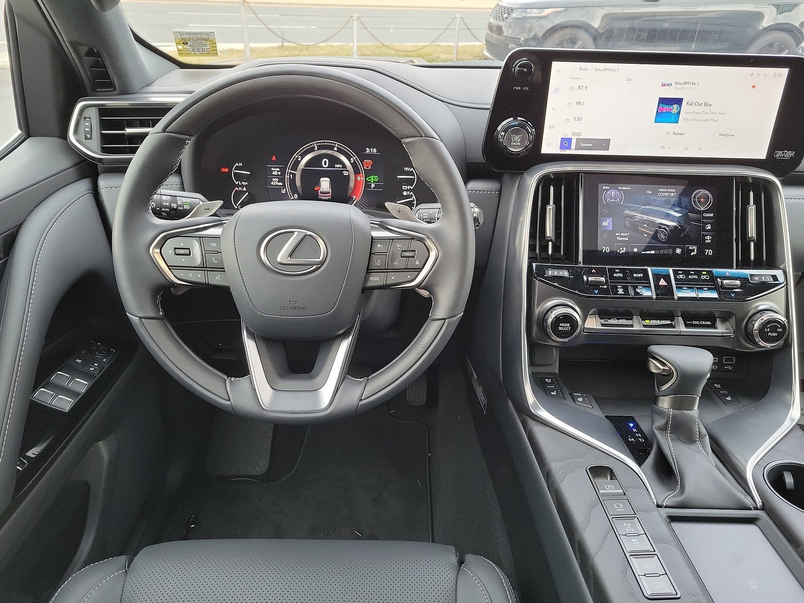 2022 Lexus LX LX 600 Luxury