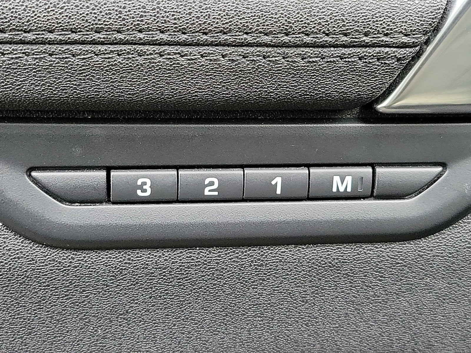 2020 Land Rover Discovery Sport S