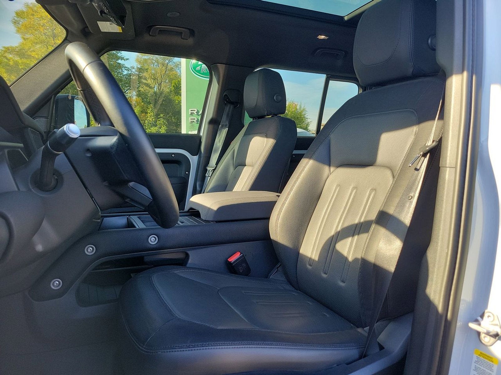 2021 Land Rover Defender X-Dynamic SE