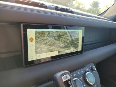 2021 Land Rover Defender X-Dynamic SE