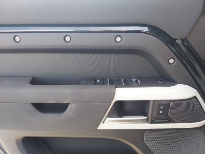 2023 Land Rover Defender S