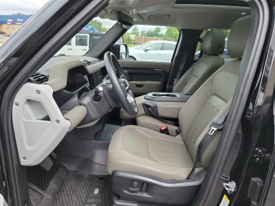 2020 Land Rover Defender SE