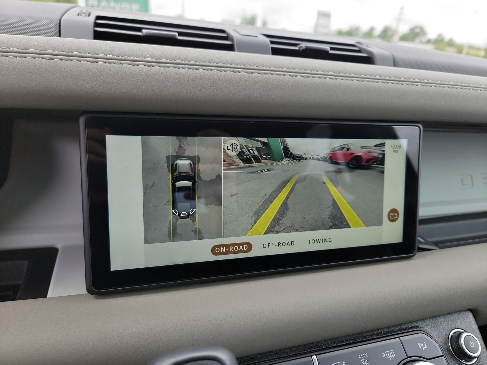 2020 Land Rover Defender SE