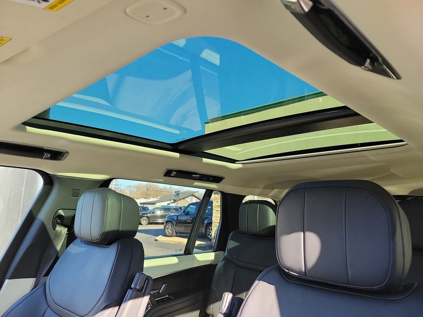 2022 Land Rover Range Rover SE