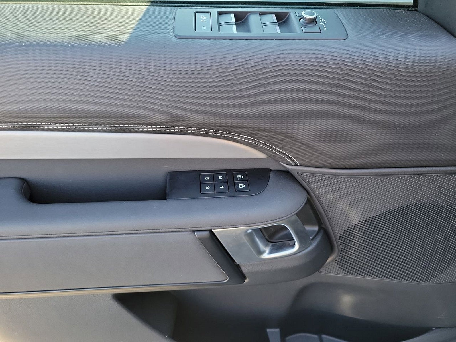 2022 Land Rover Discovery S R-Dynamic