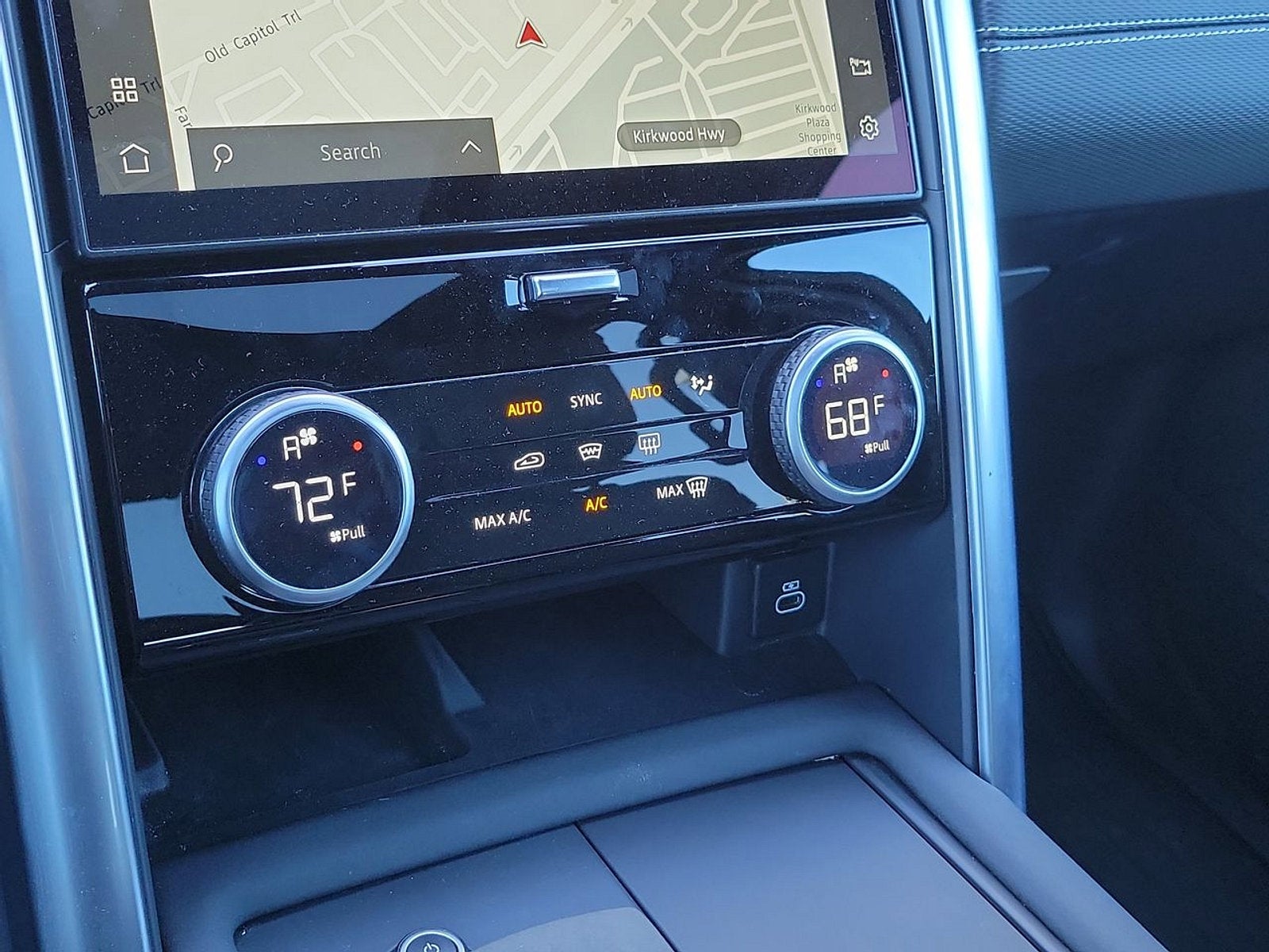 2022 Land Rover Discovery S R-Dynamic