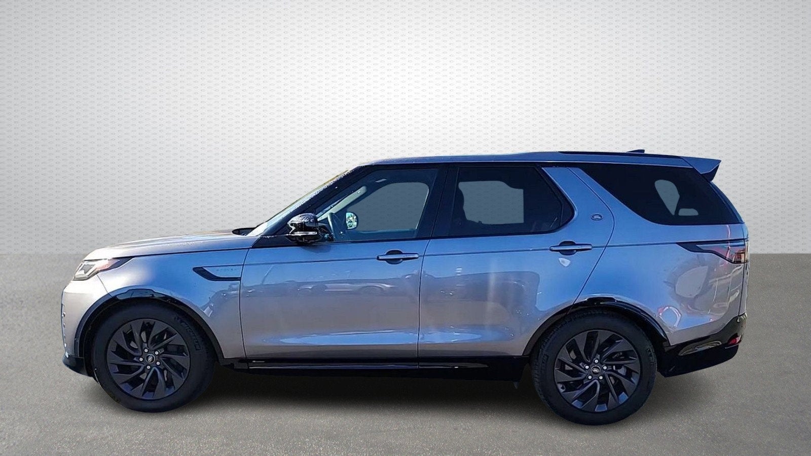 2022 Land Rover Discovery S R-Dynamic