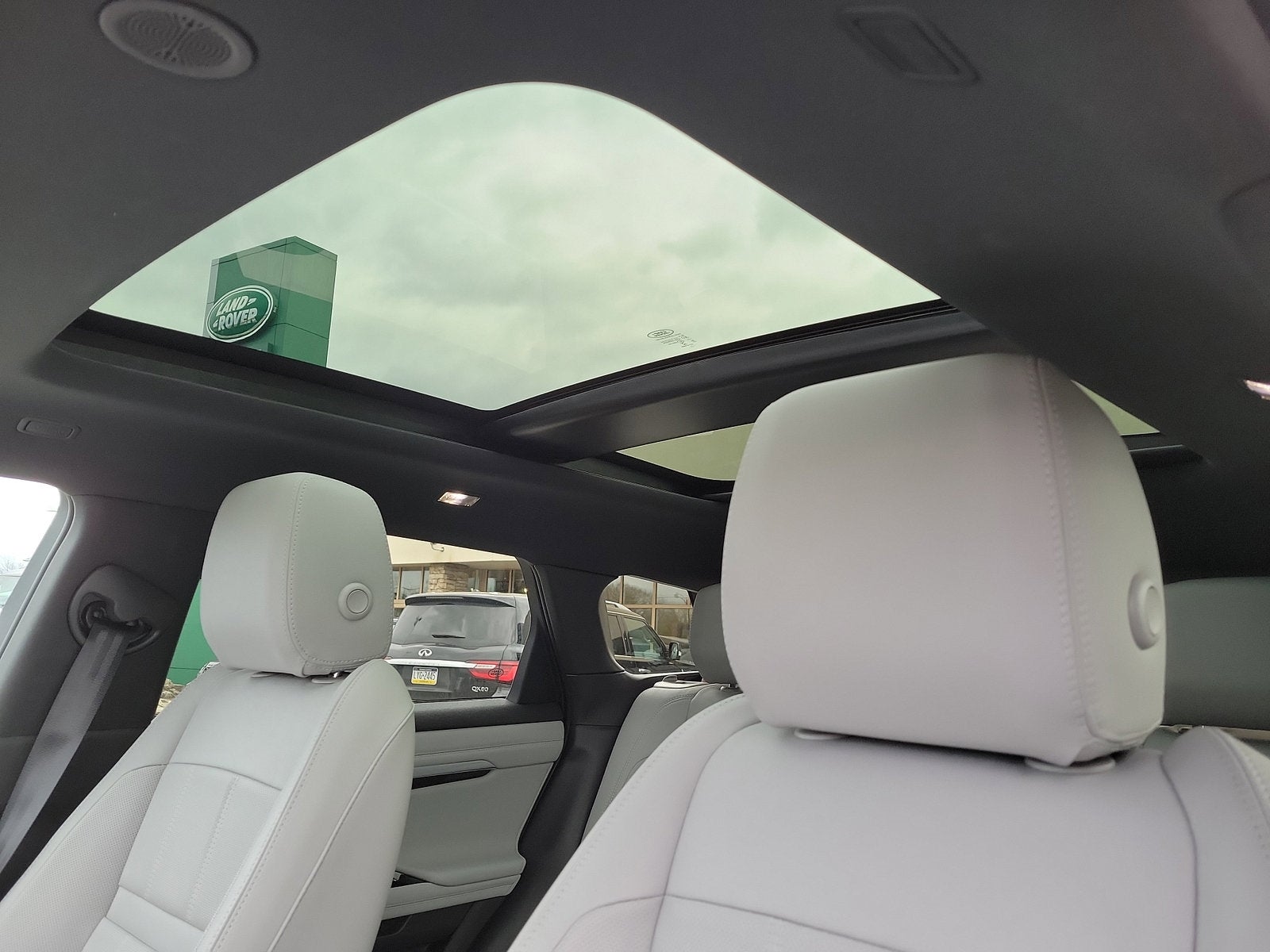 2022 Land Rover Range Rover Evoque SE