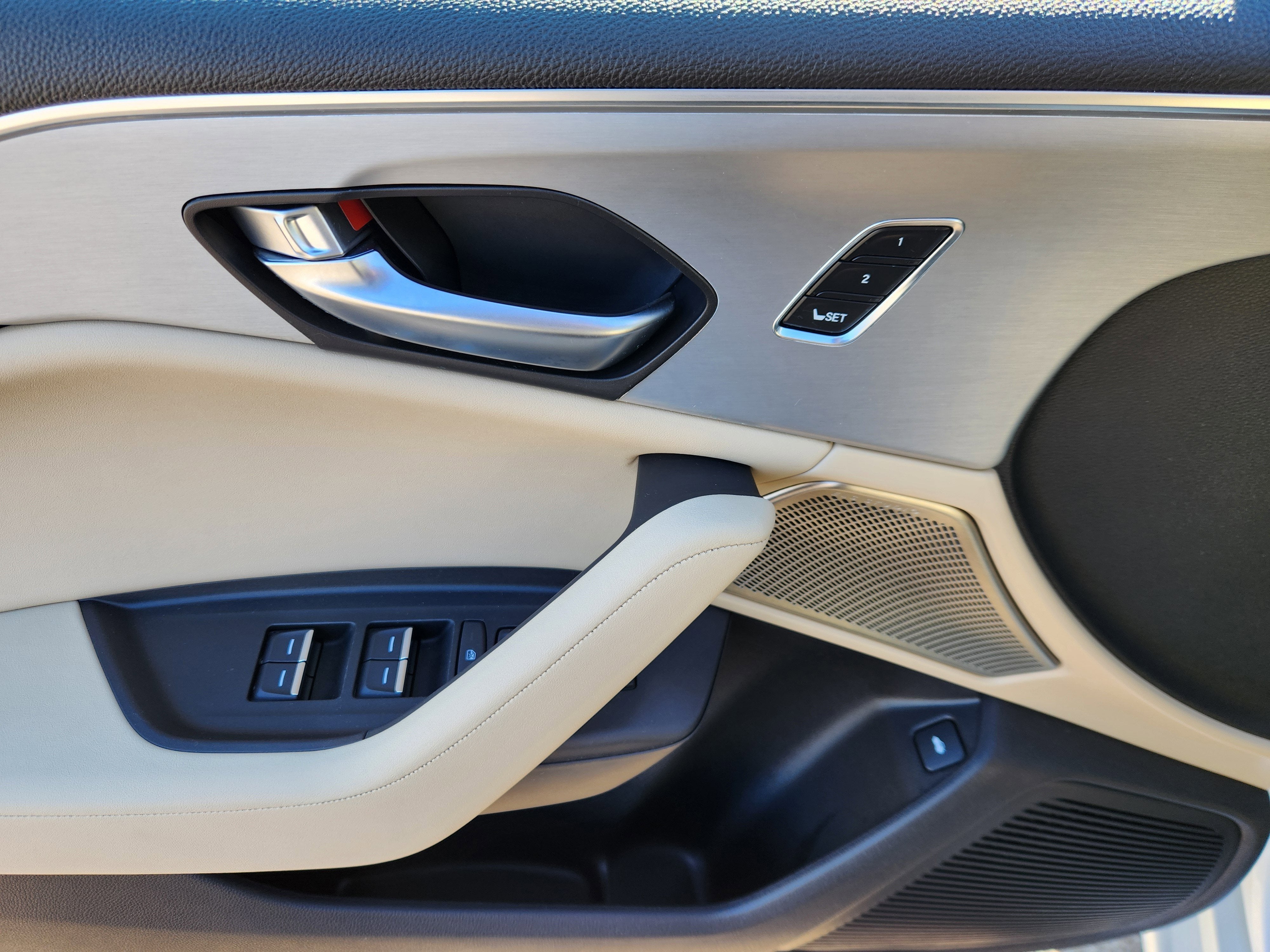 2025 Acura TLX Technology Package