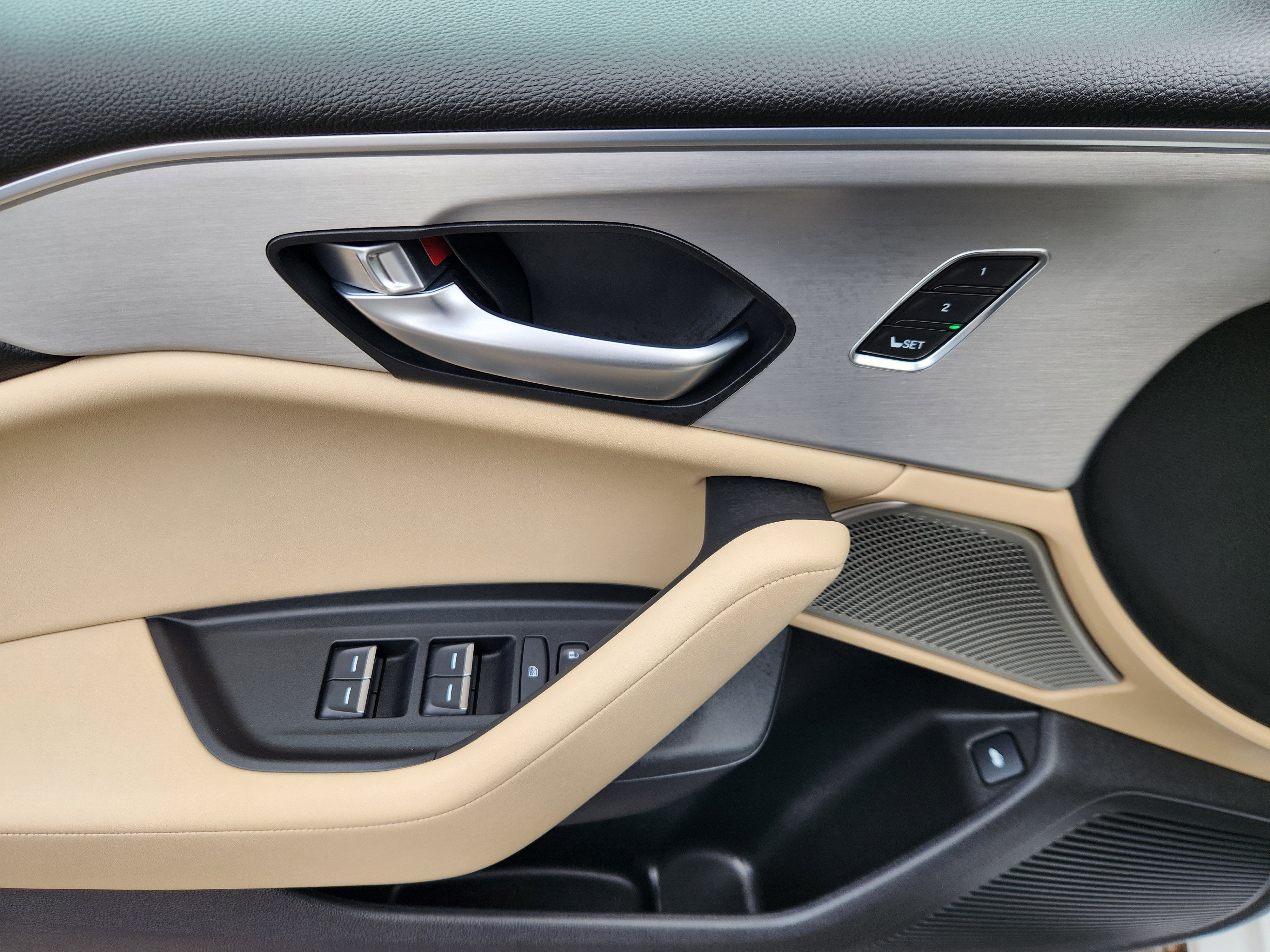 2025 Acura TLX Technology Package