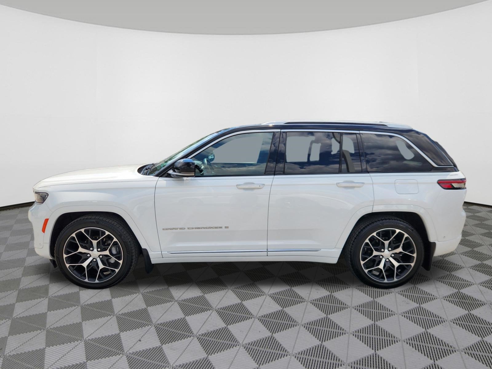 2024 Jeep Grand Cherokee Summit Reserve