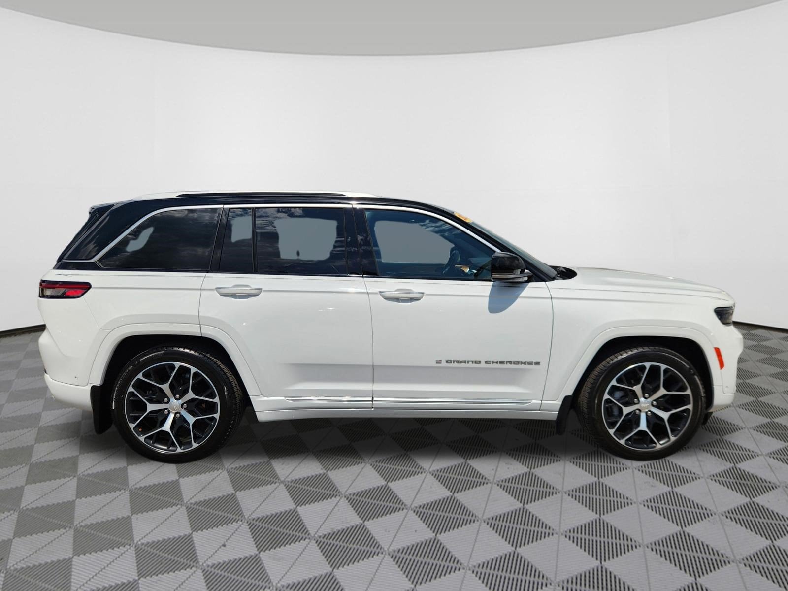 2024 Jeep Grand Cherokee Summit Reserve