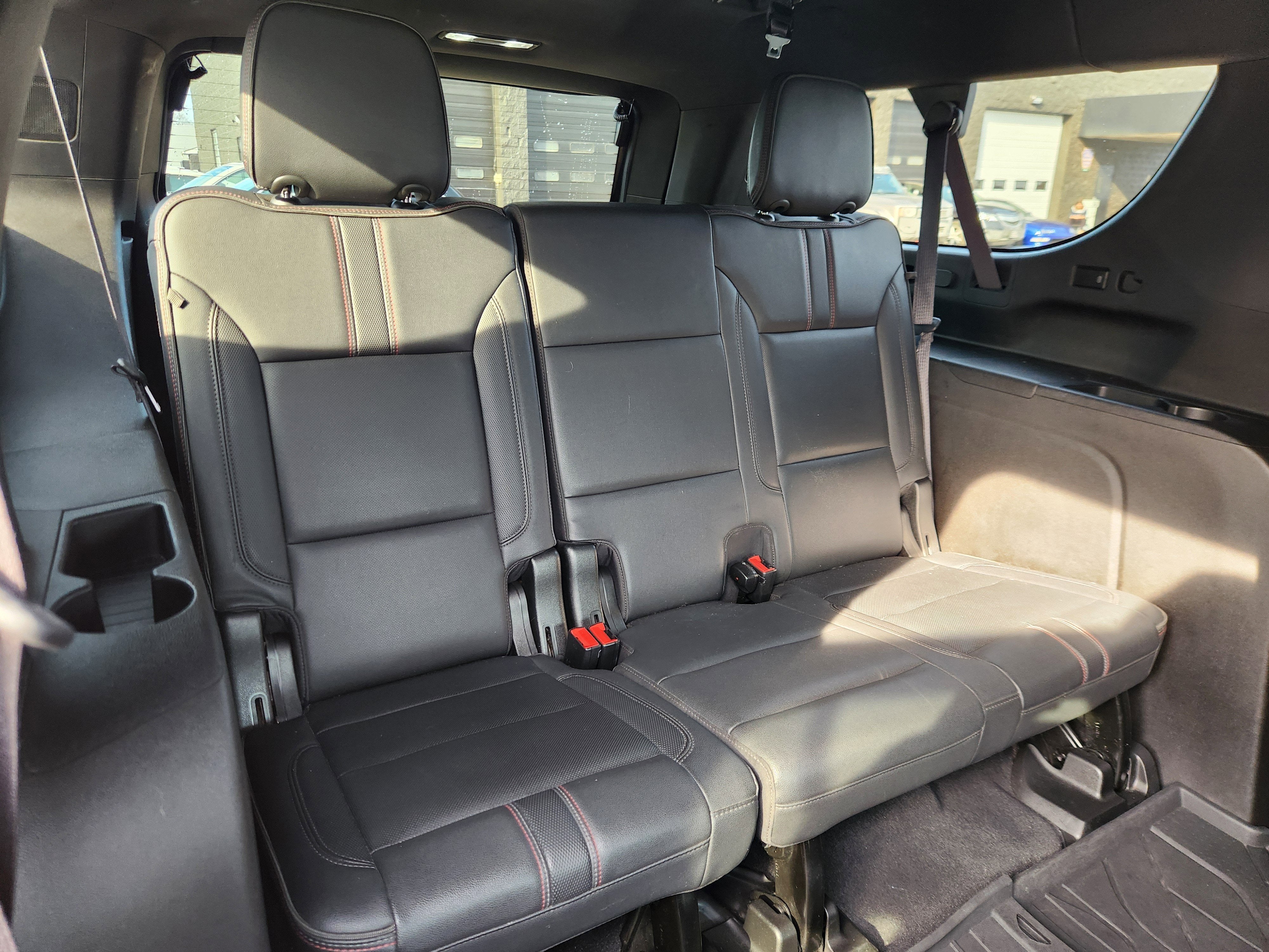 2021 Chevrolet Suburban RST