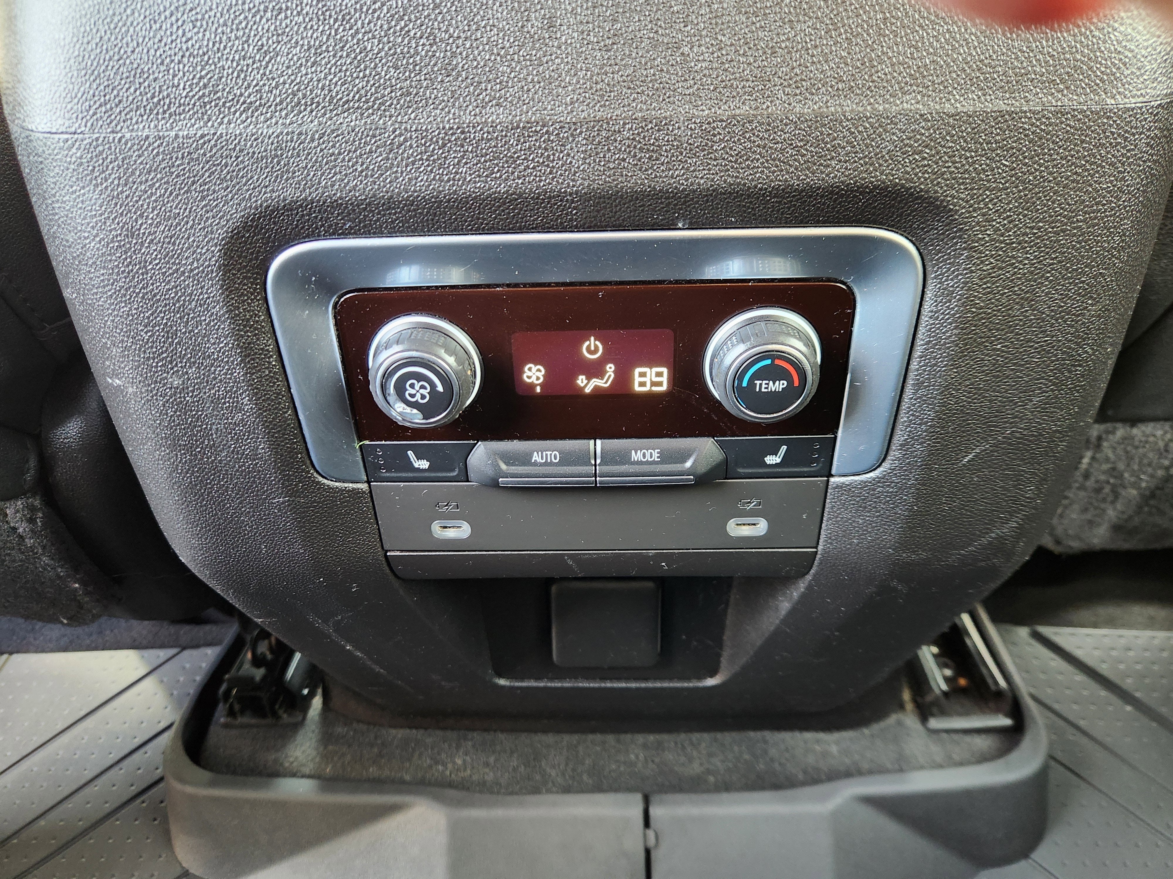 2021 Chevrolet Suburban RST