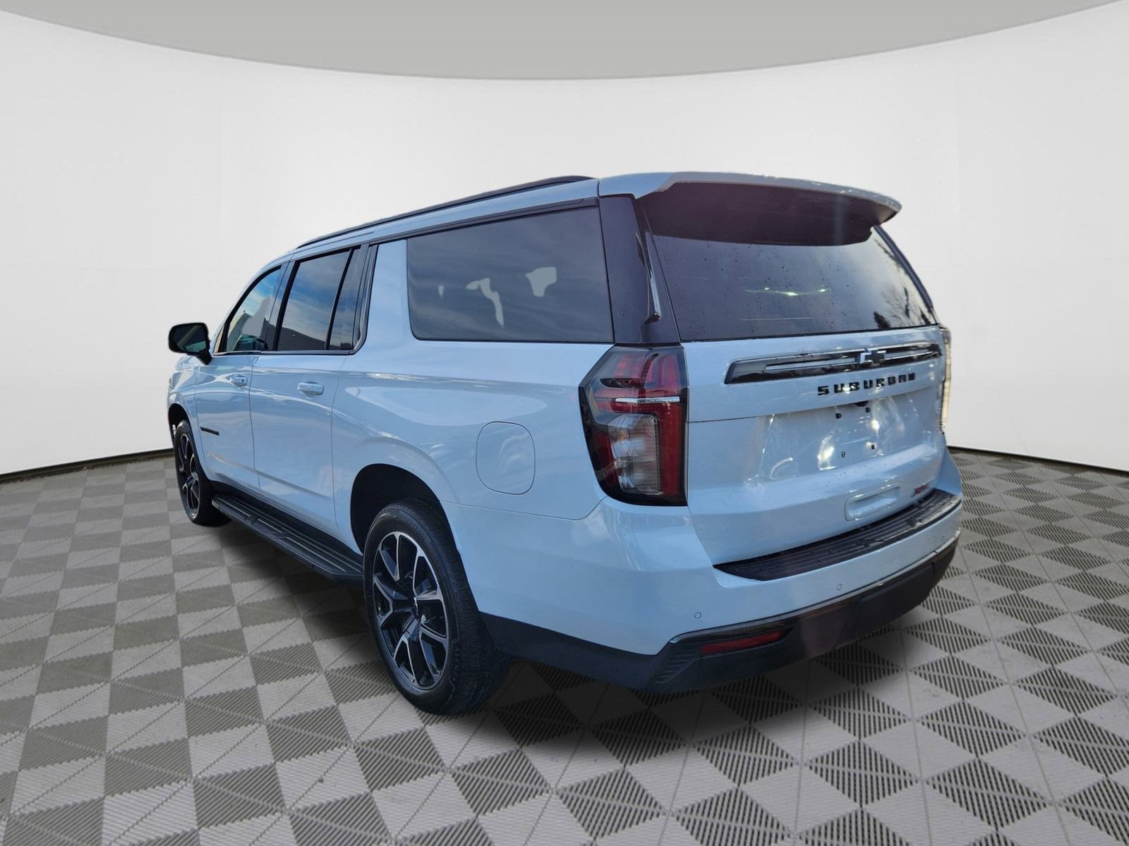 2021 Chevrolet Suburban RST