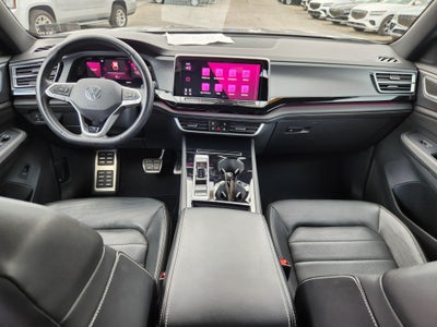 2024 Volkswagen Atlas Cross Sport 2.0T SEL R-Line