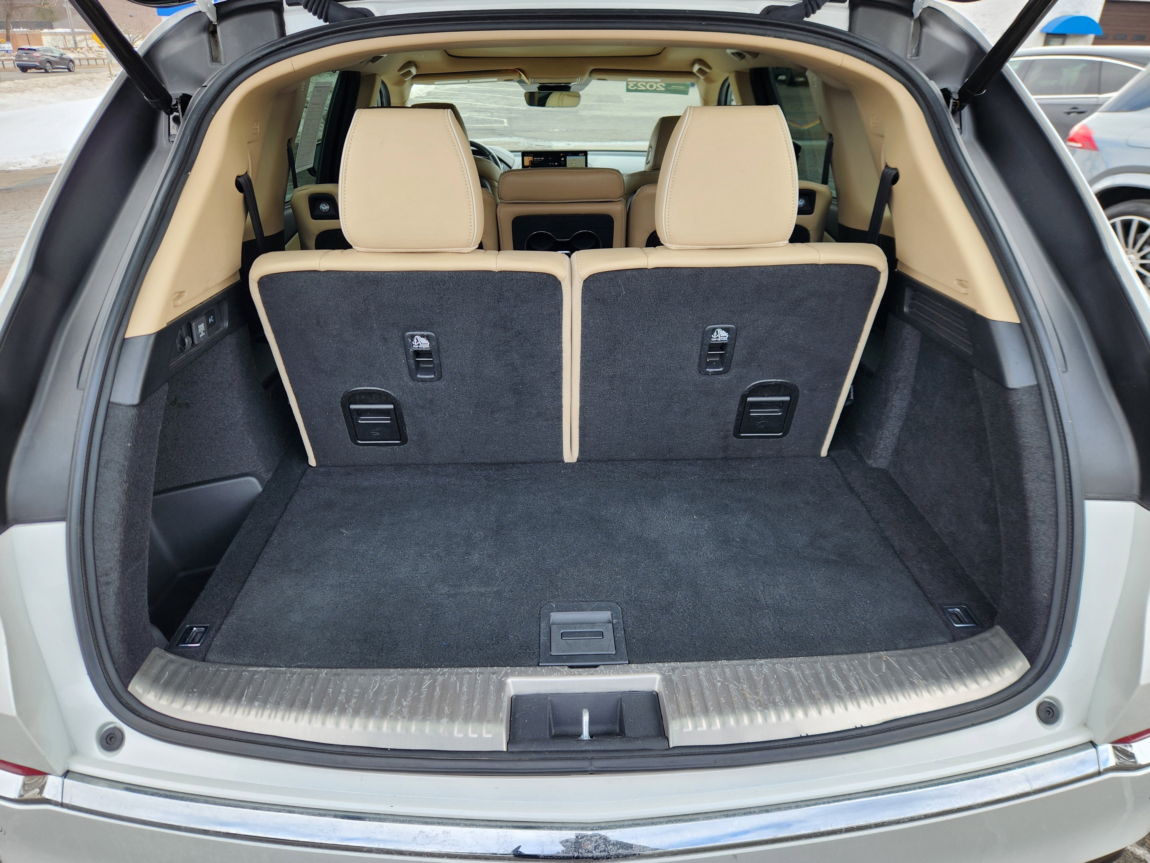 2023 Acura MDX Advance