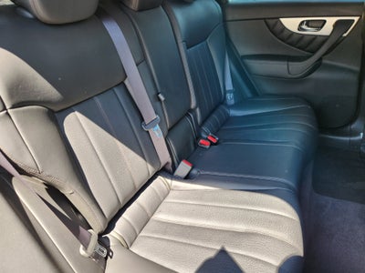 2014 INFINITI QX70 Base