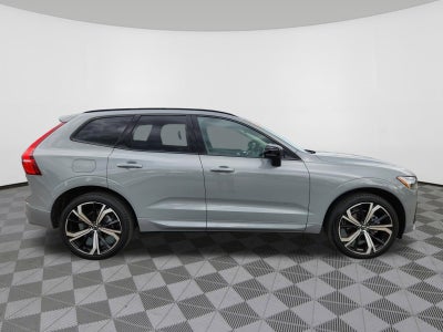 2025 Volvo XC60 B5 Ultra