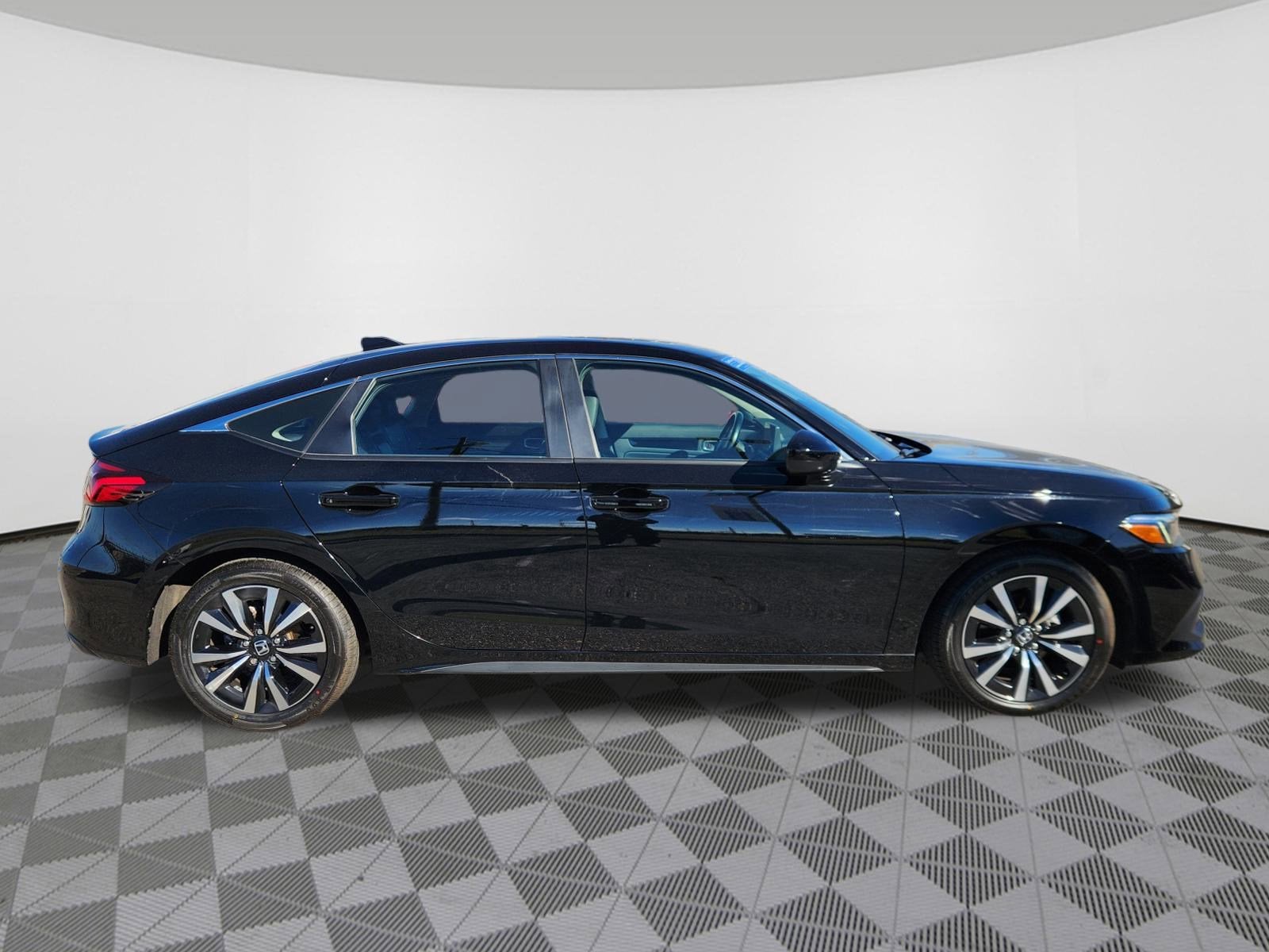 2024 Honda Civic Hatchback EX-L