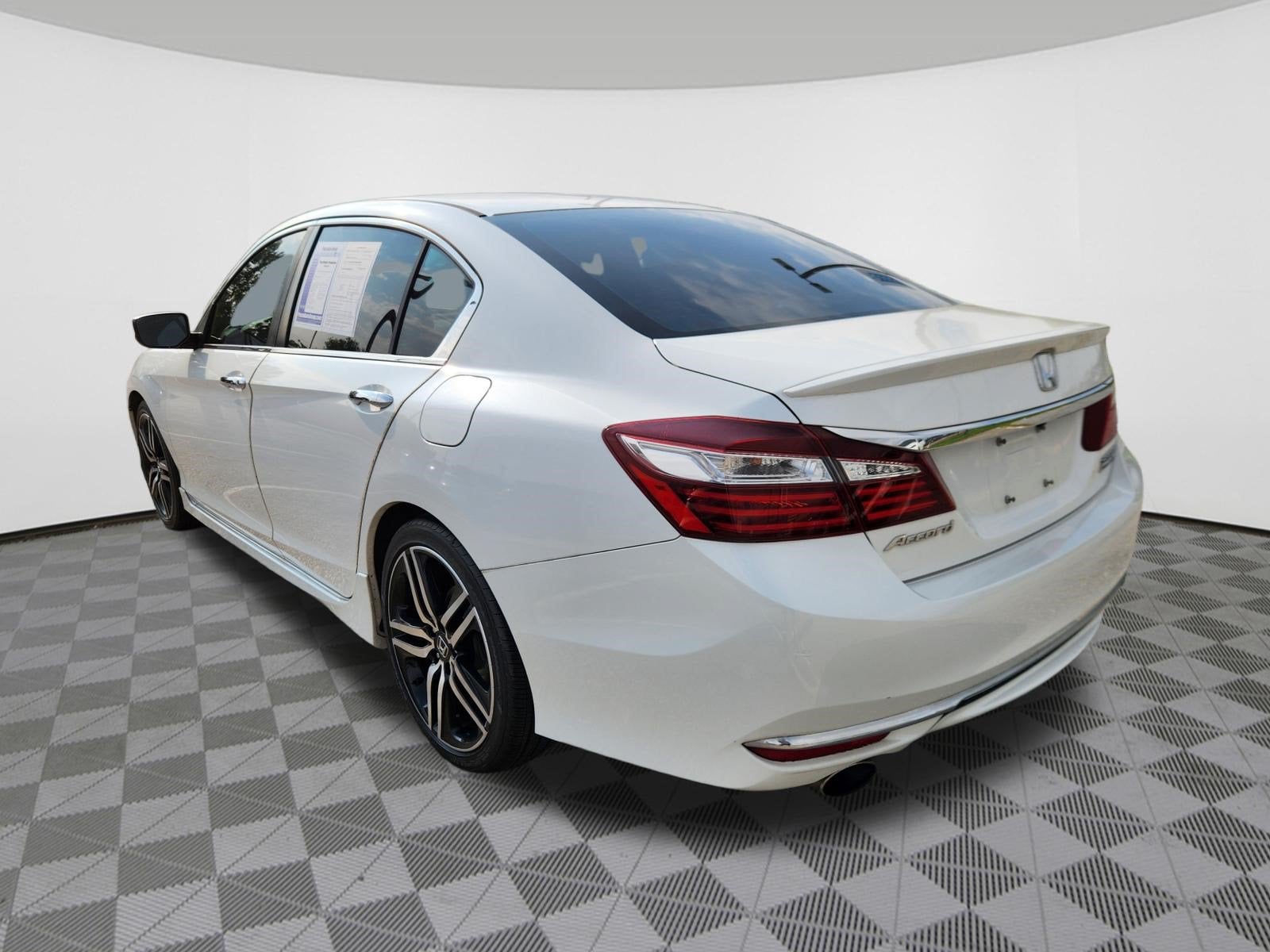 2017 Honda Accord Sedan Sport SE